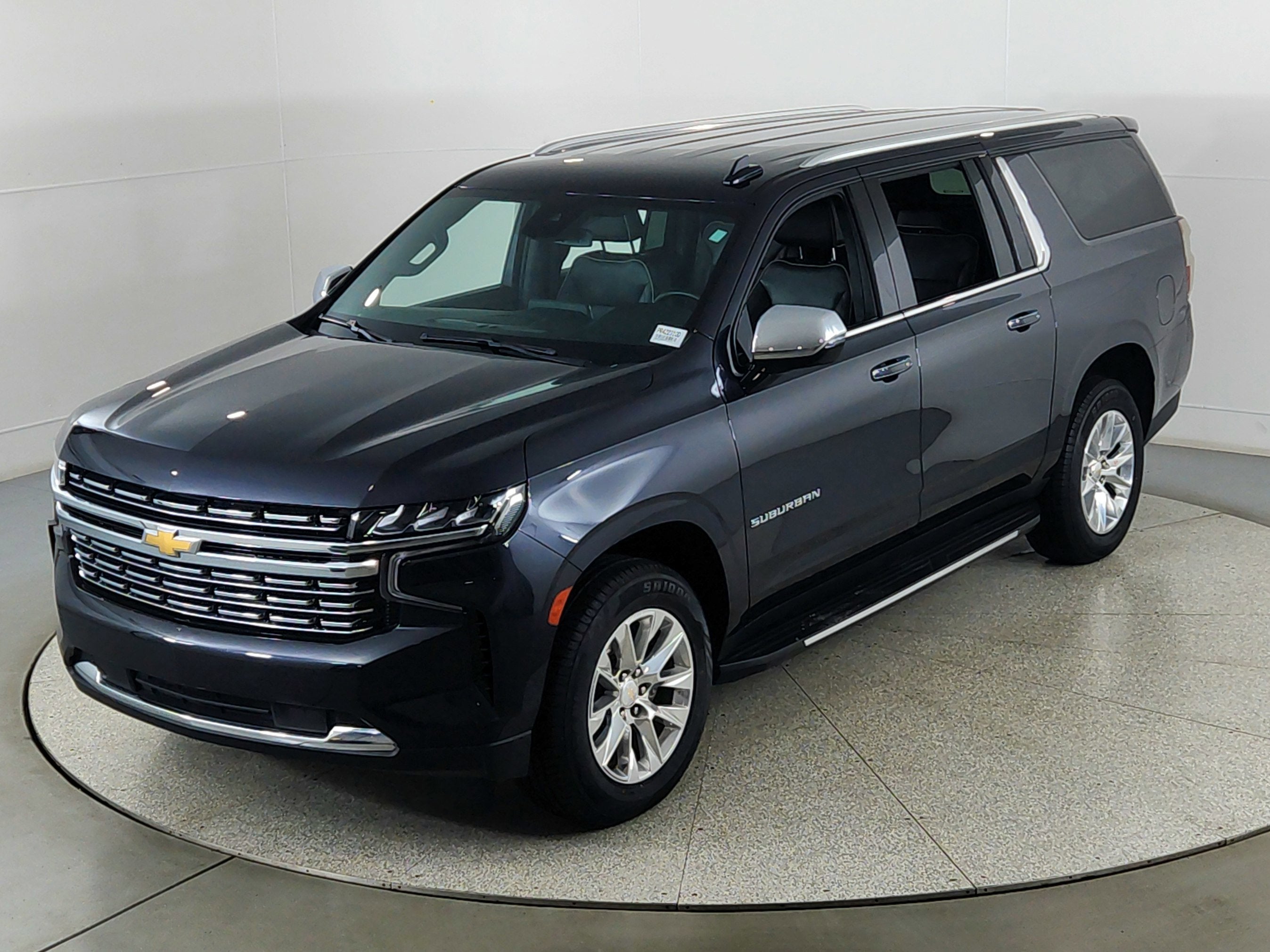 2023 Chevrolet Suburban 2WD Premier