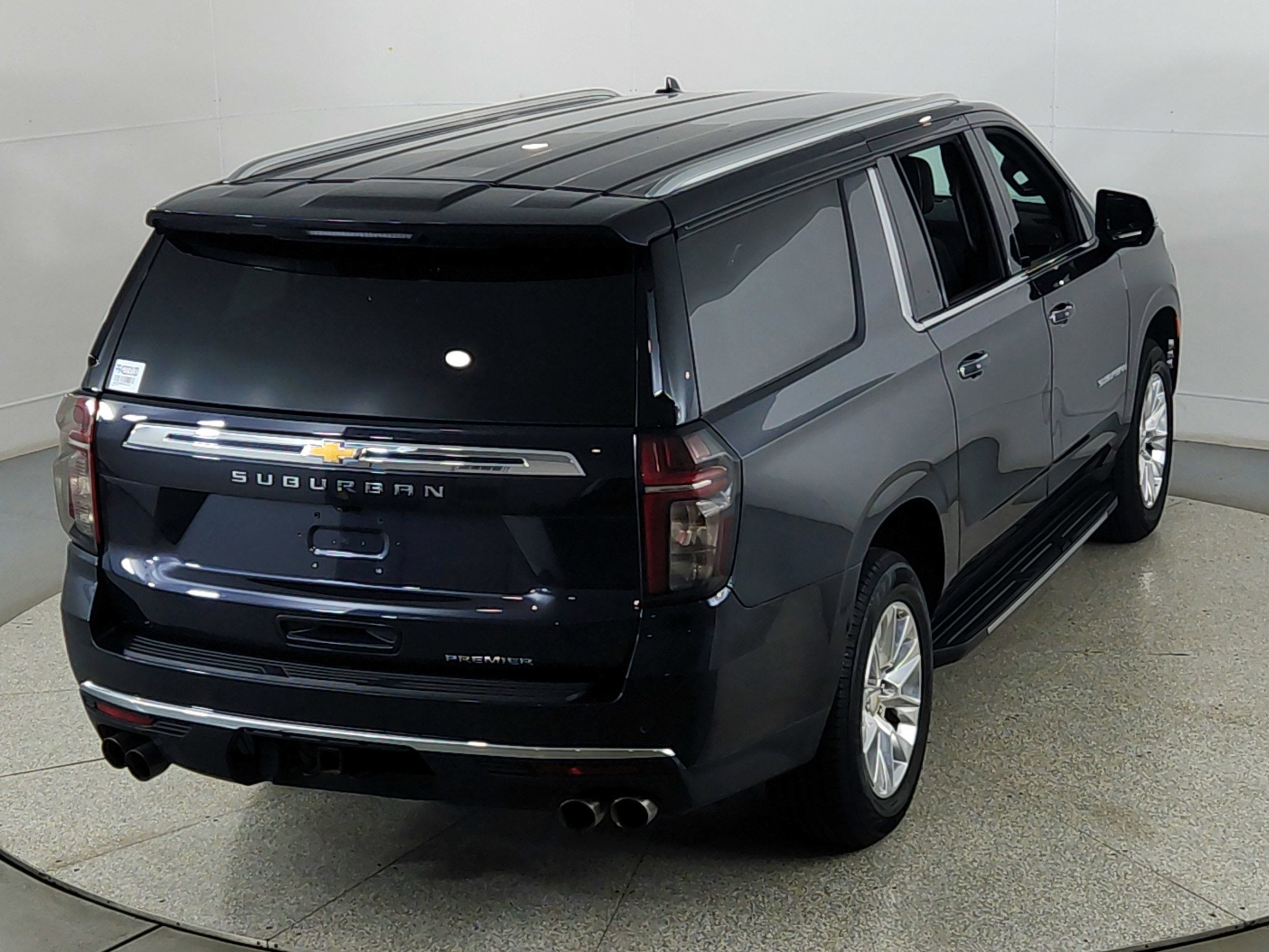 2023 Chevrolet Suburban 2WD Premier