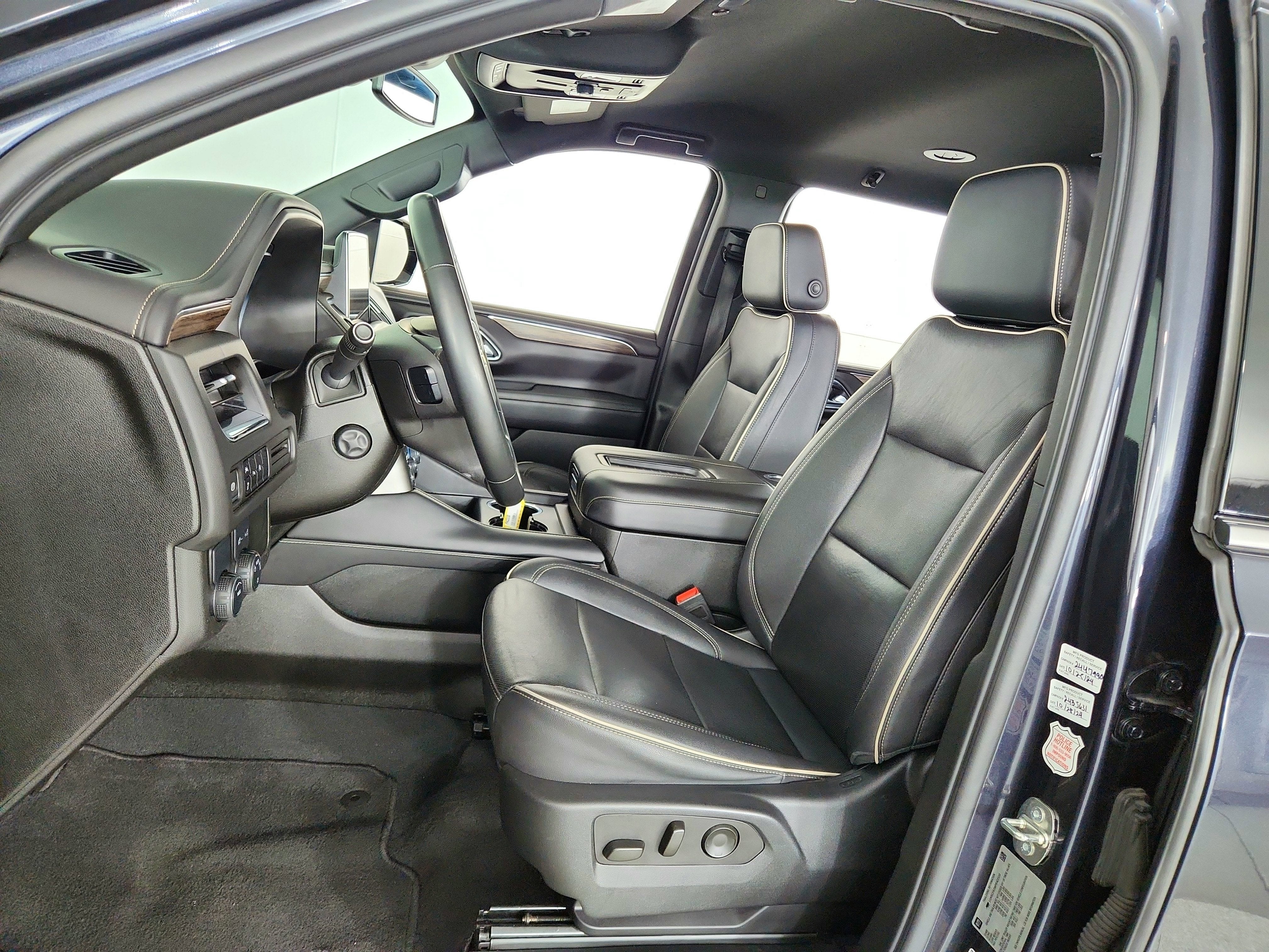 2023 Chevrolet Suburban 2WD Premier