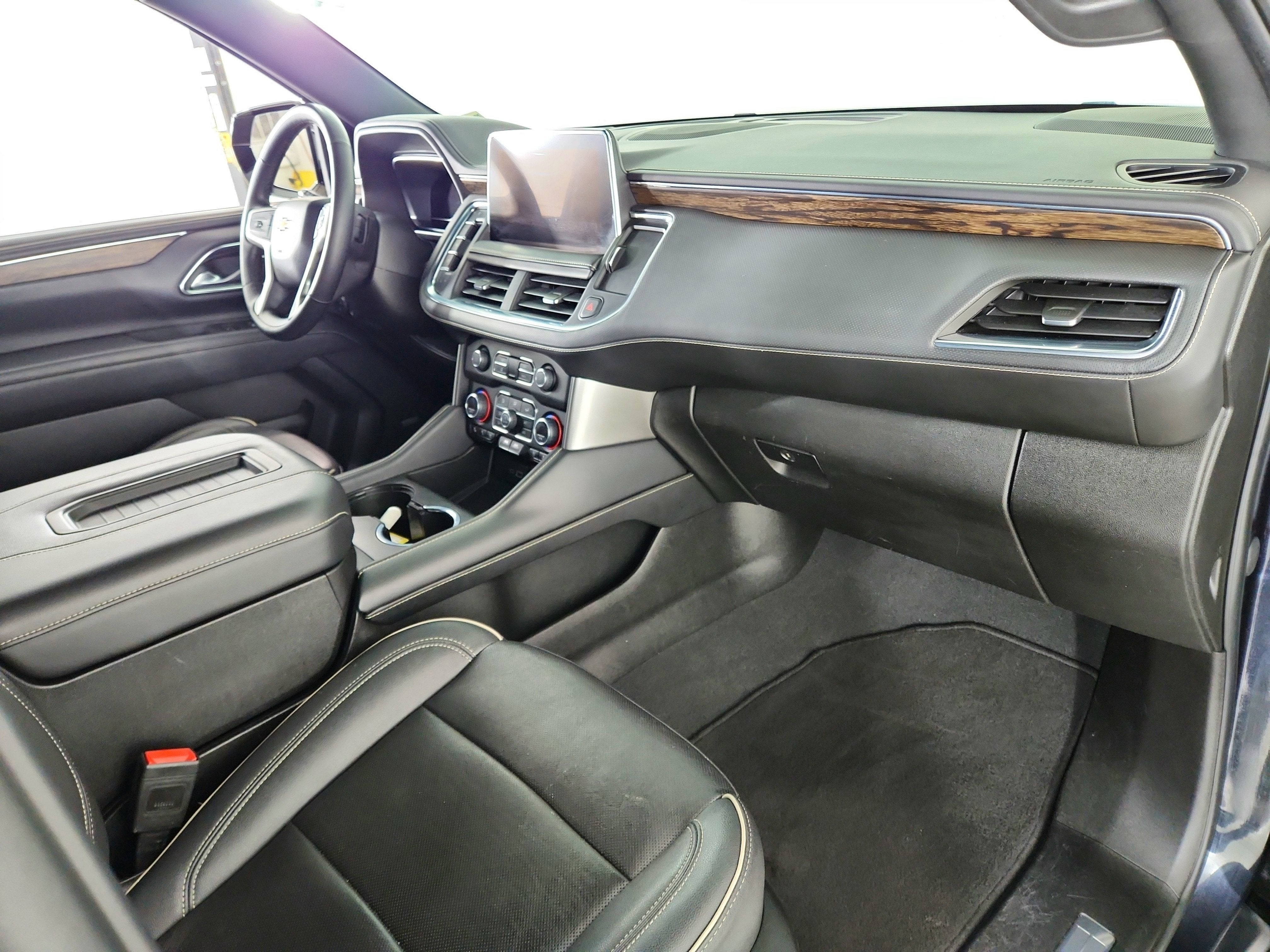 2023 Chevrolet Suburban 2WD Premier