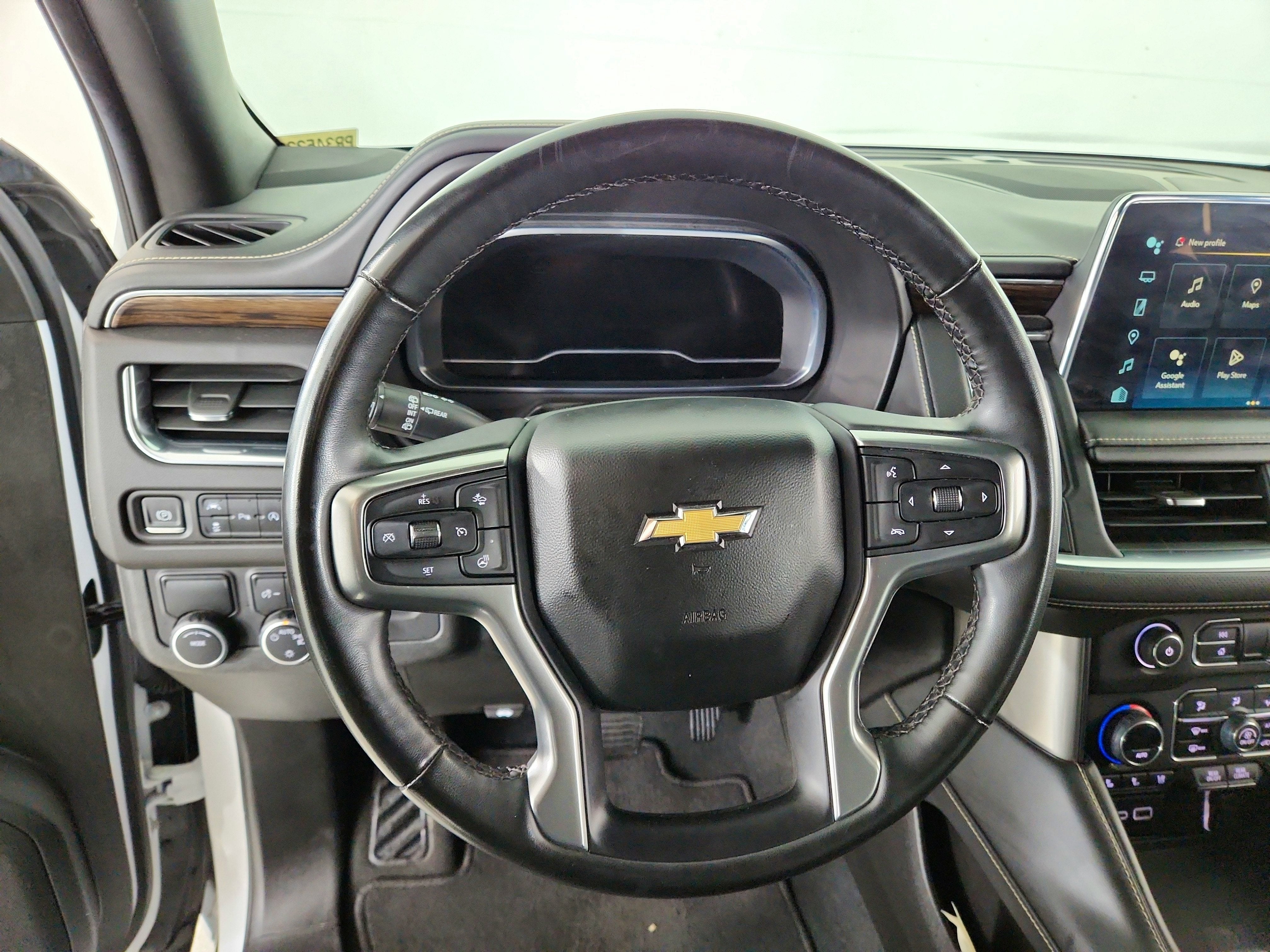 2023 Chevrolet Suburban 2WD Premier