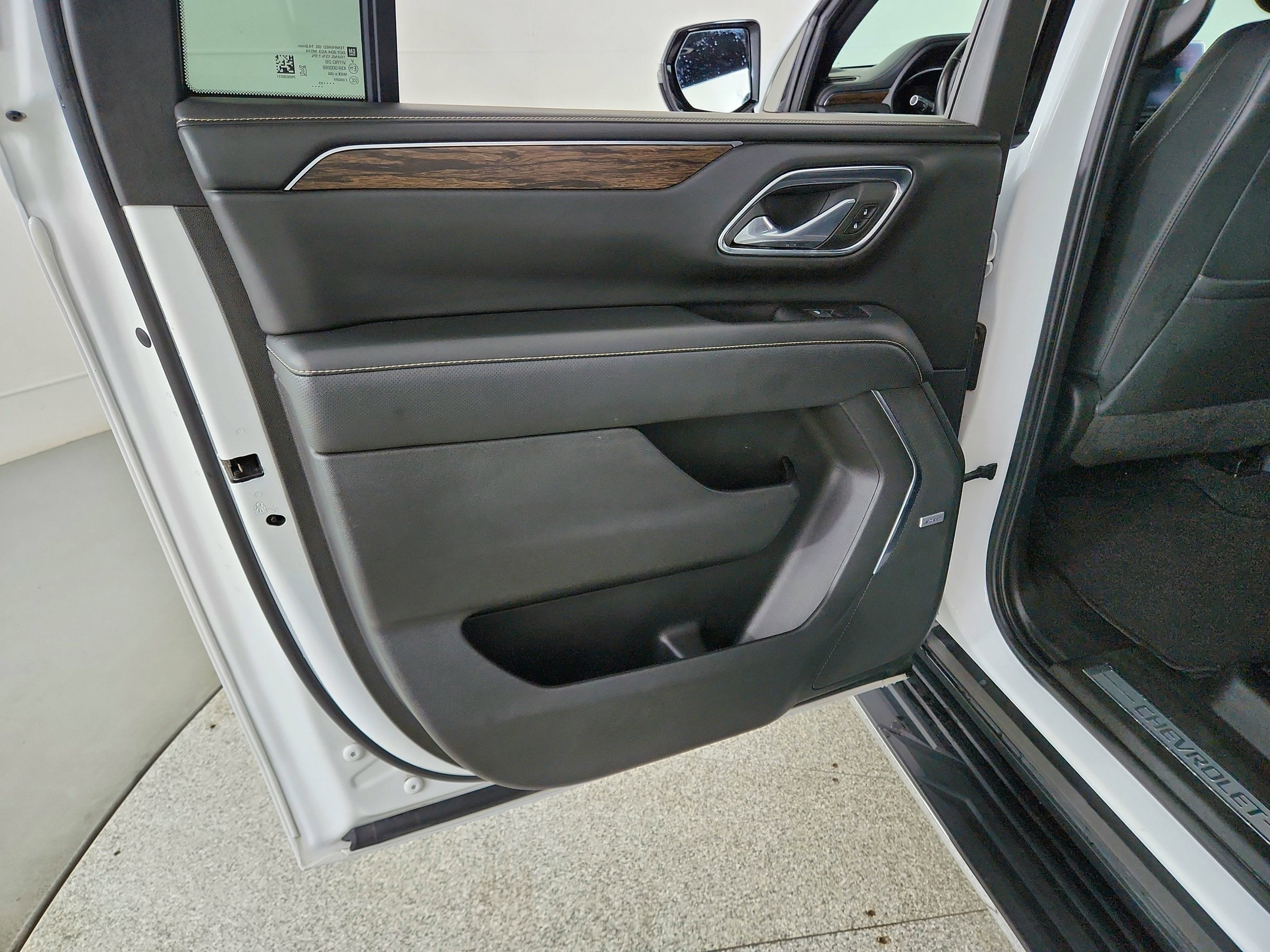 2023 Chevrolet Suburban 2WD Premier