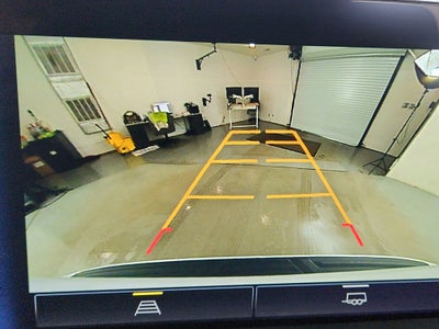 2023 Chevrolet Suburban 4WD Premier