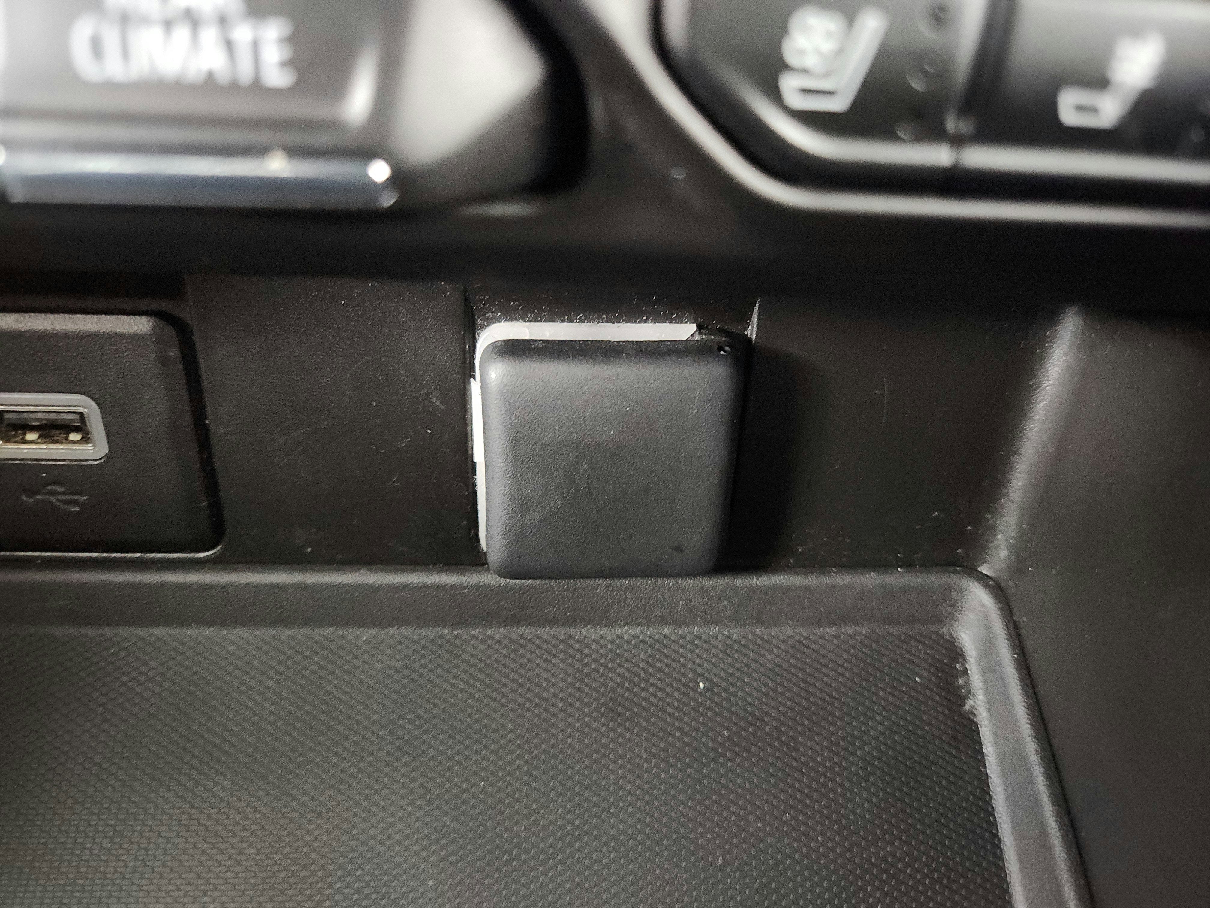 2023 Chevrolet Suburban 4WD Premier