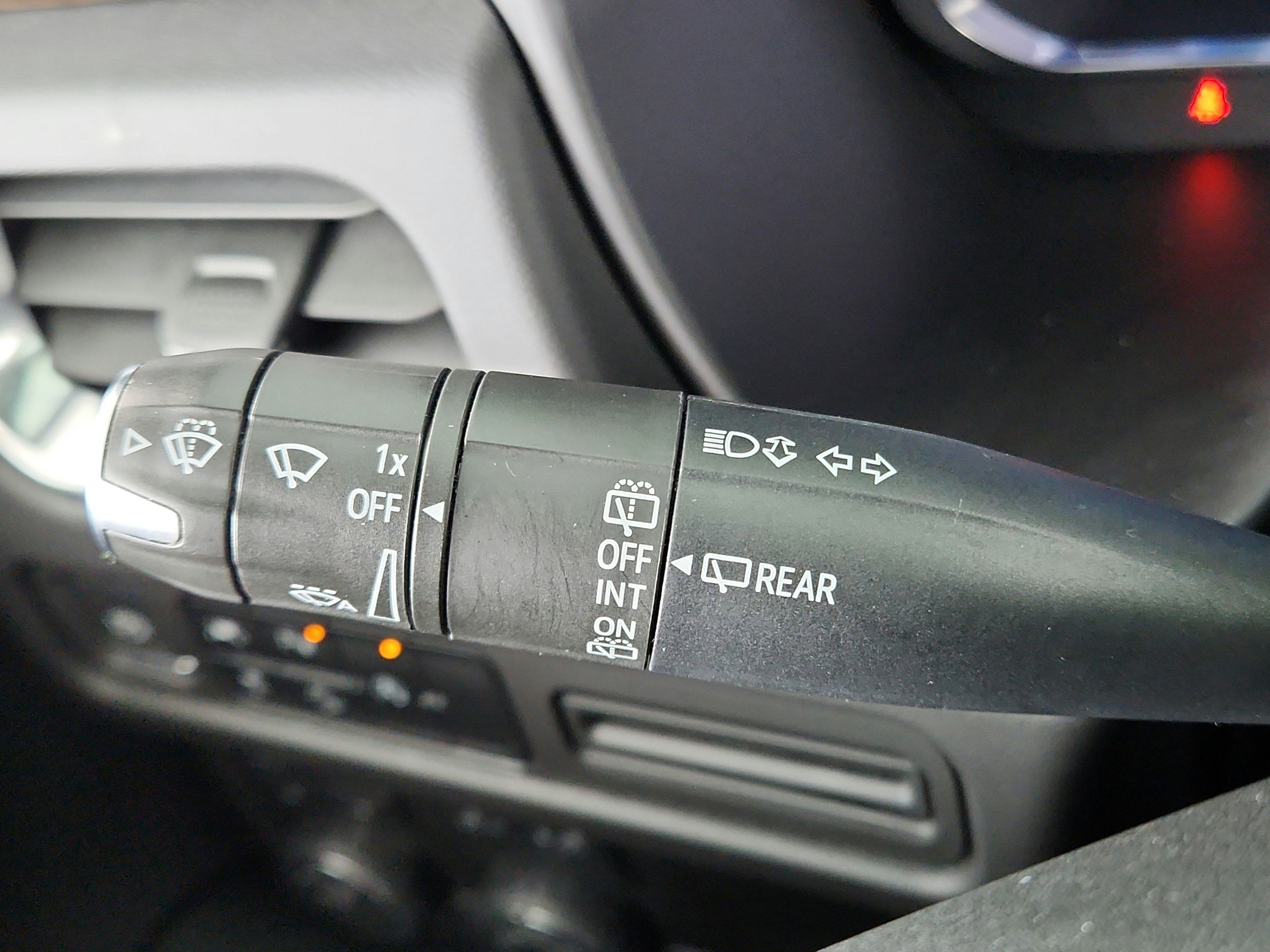 2023 Chevrolet Suburban 4WD Premier