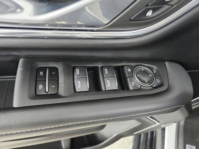 2023 Chevrolet Suburban 4WD Premier