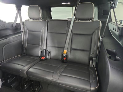 2023 Chevrolet Suburban 4WD Premier