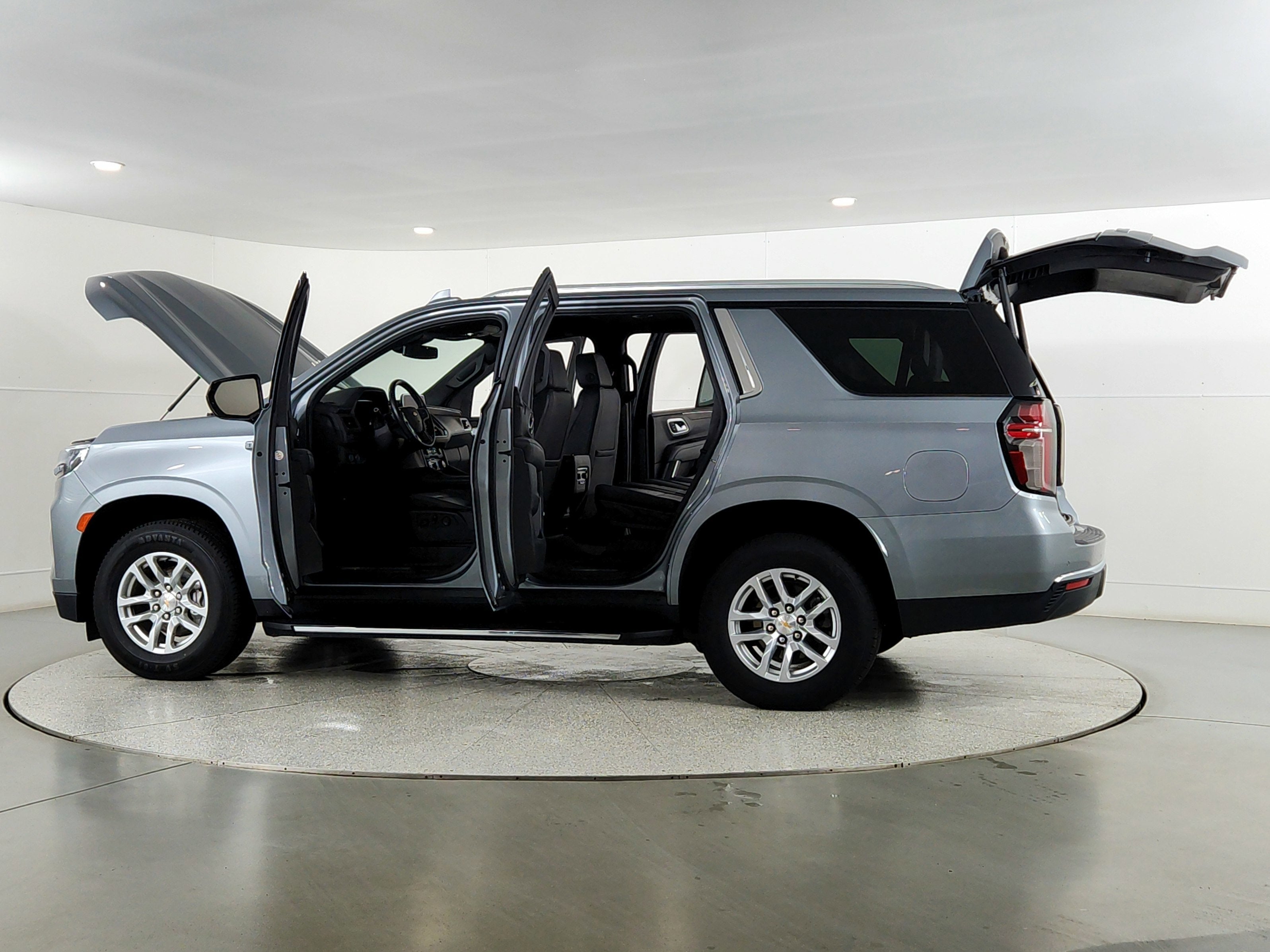 2023 Chevrolet Tahoe 4WD LT