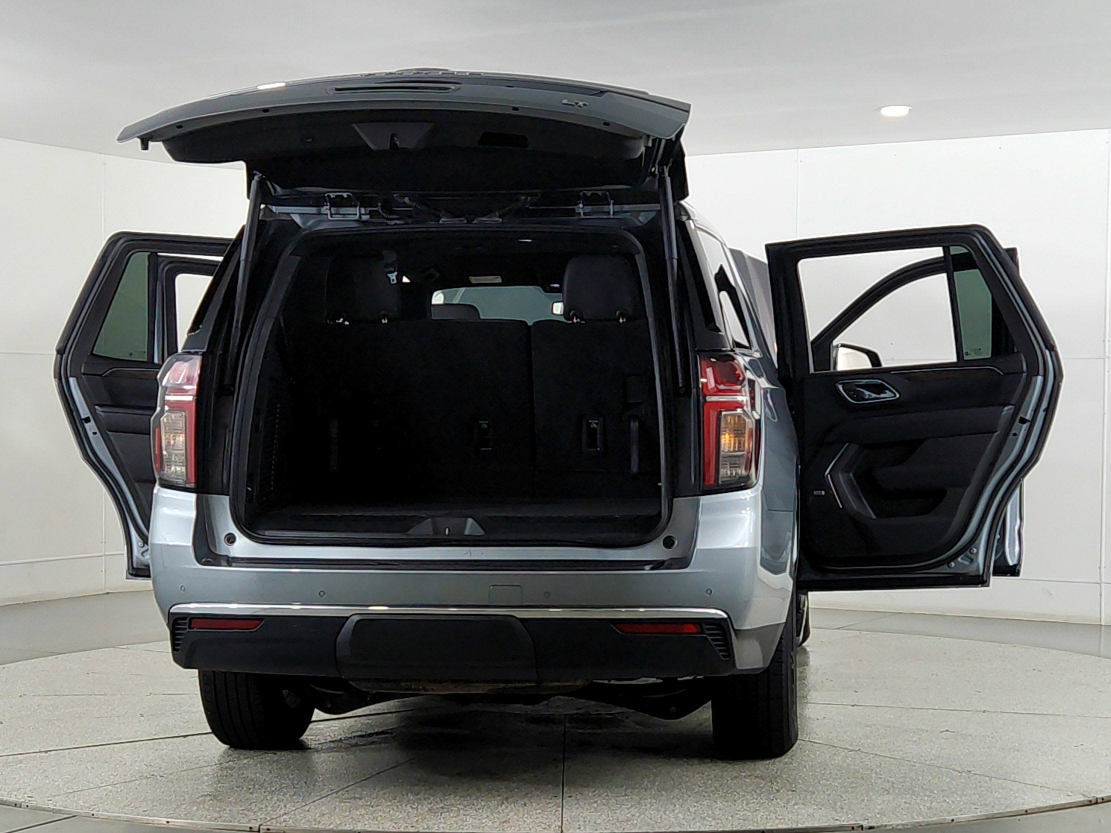 2023 Chevrolet Tahoe 4WD LT