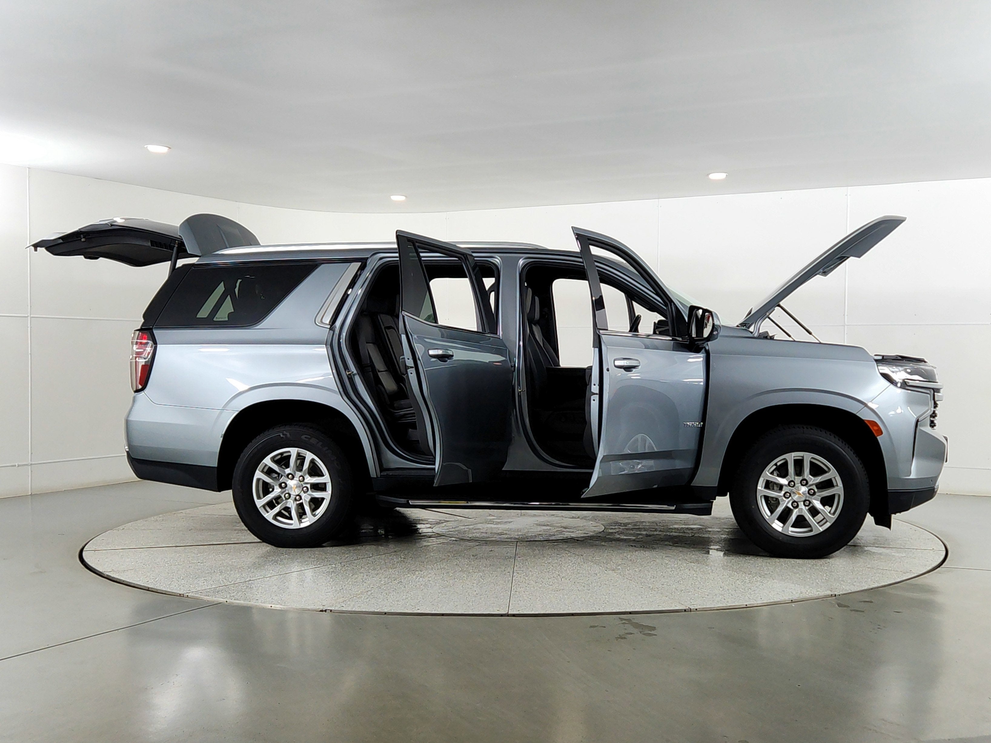 2023 Chevrolet Tahoe 4WD LT