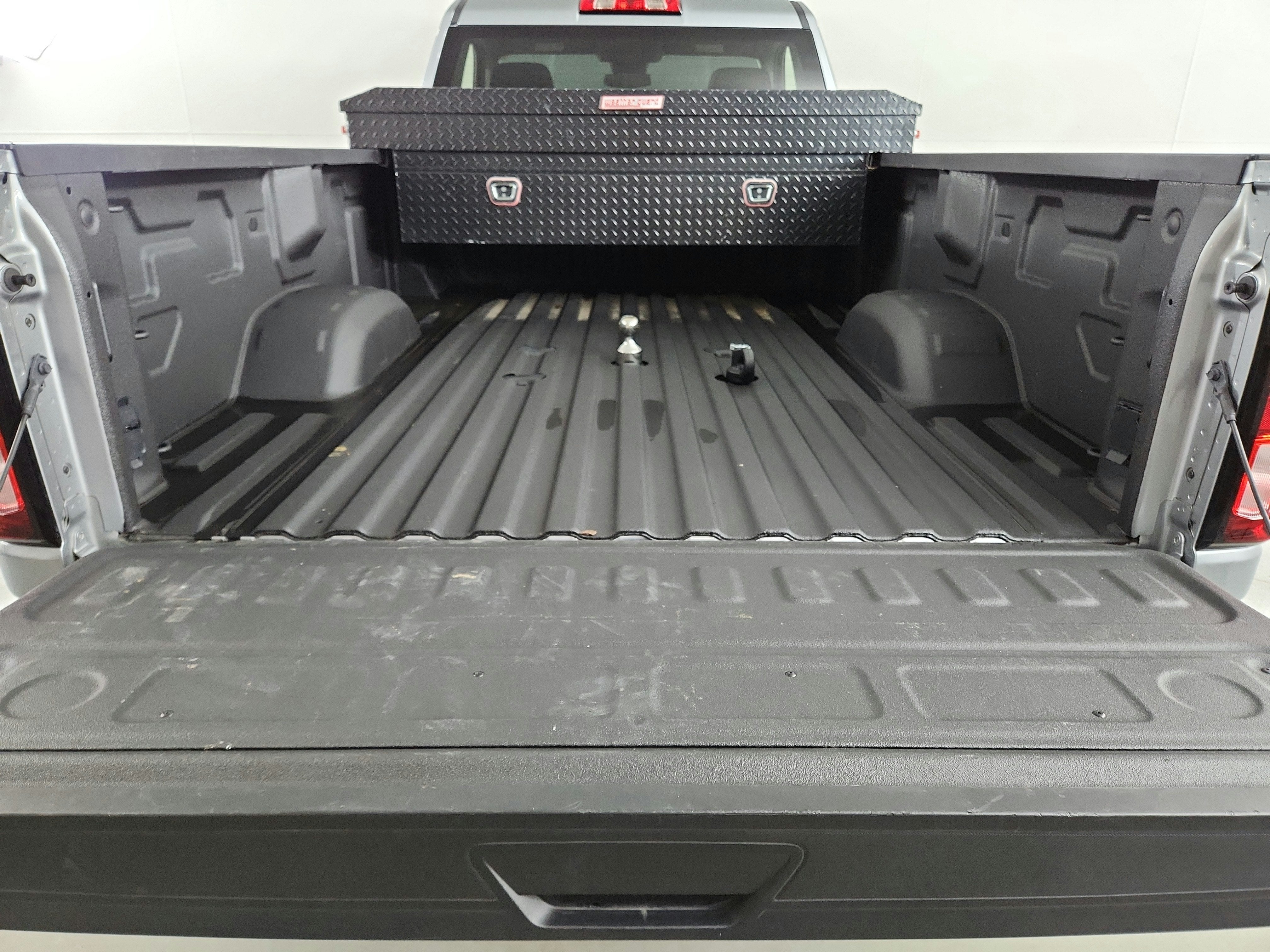 2025 GMC Sierra 2500HD 4WD Regular Cab Long Bed SLE
