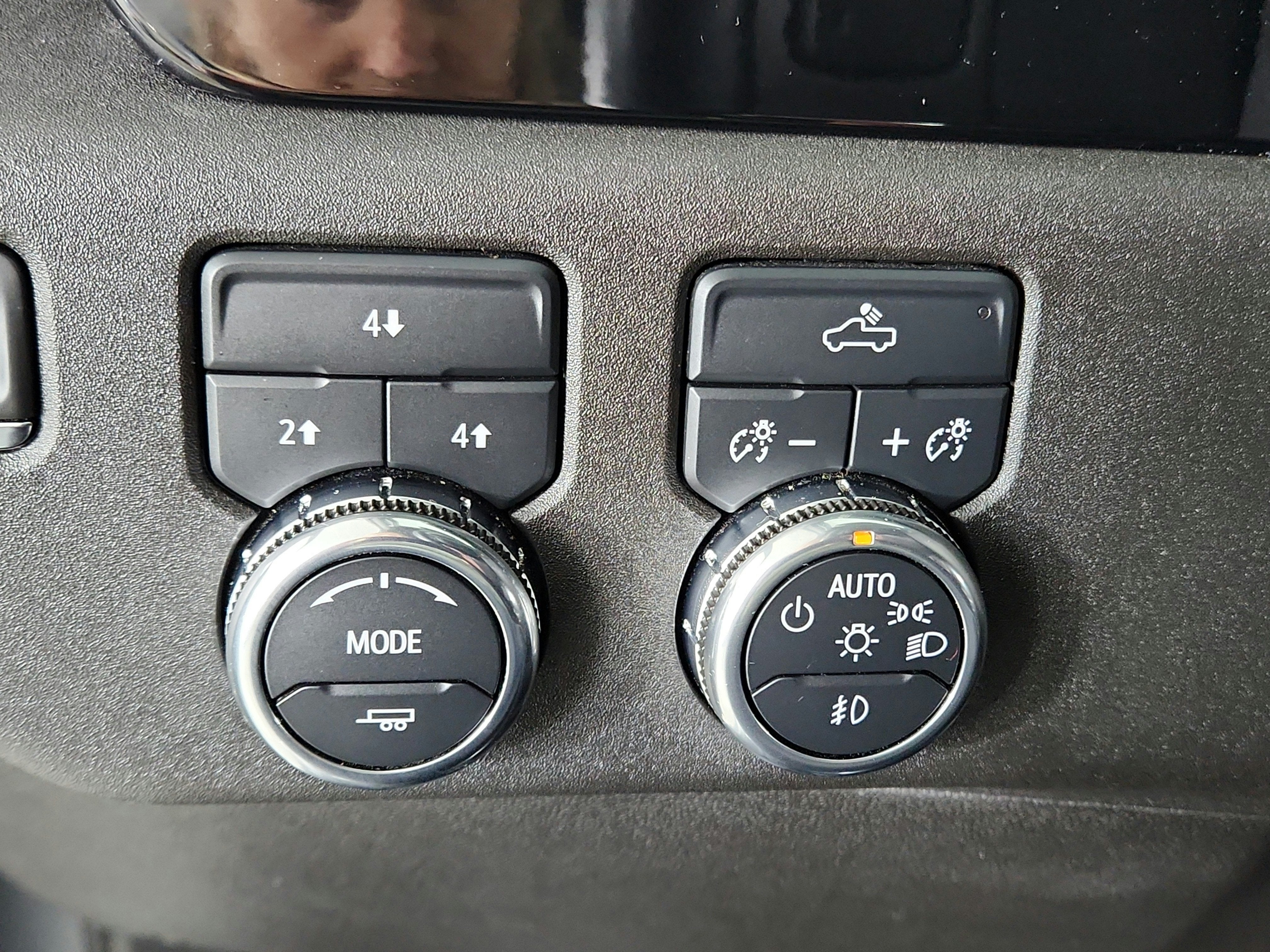 2025 GMC Sierra 2500HD 4WD Regular Cab Long Bed SLE