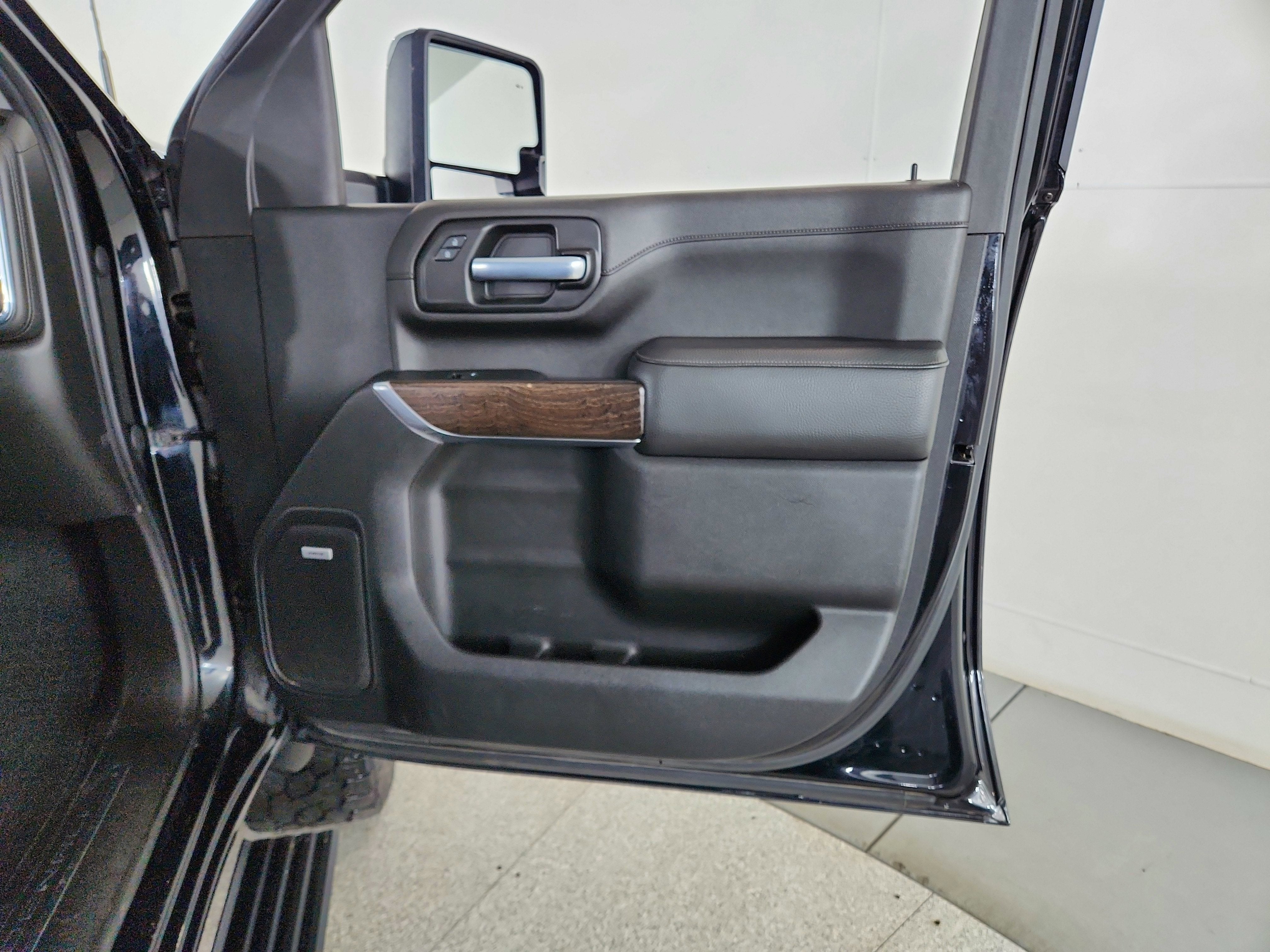 2021 GMC Sierra 2500HD 4WD Crew Cab Standard Bed Denali