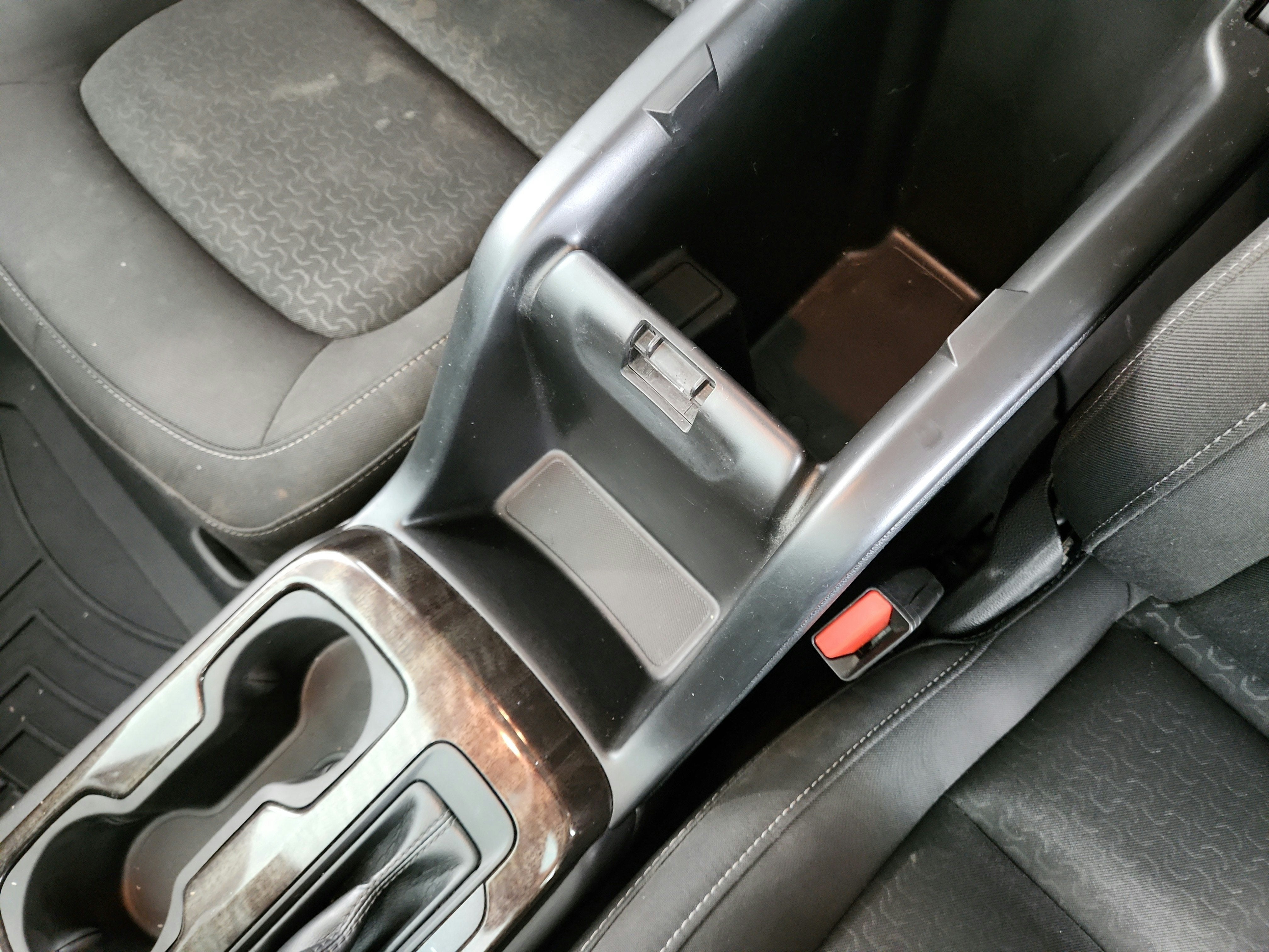2022 GMC Canyon 4WD Crew Cab Short Box Elevation