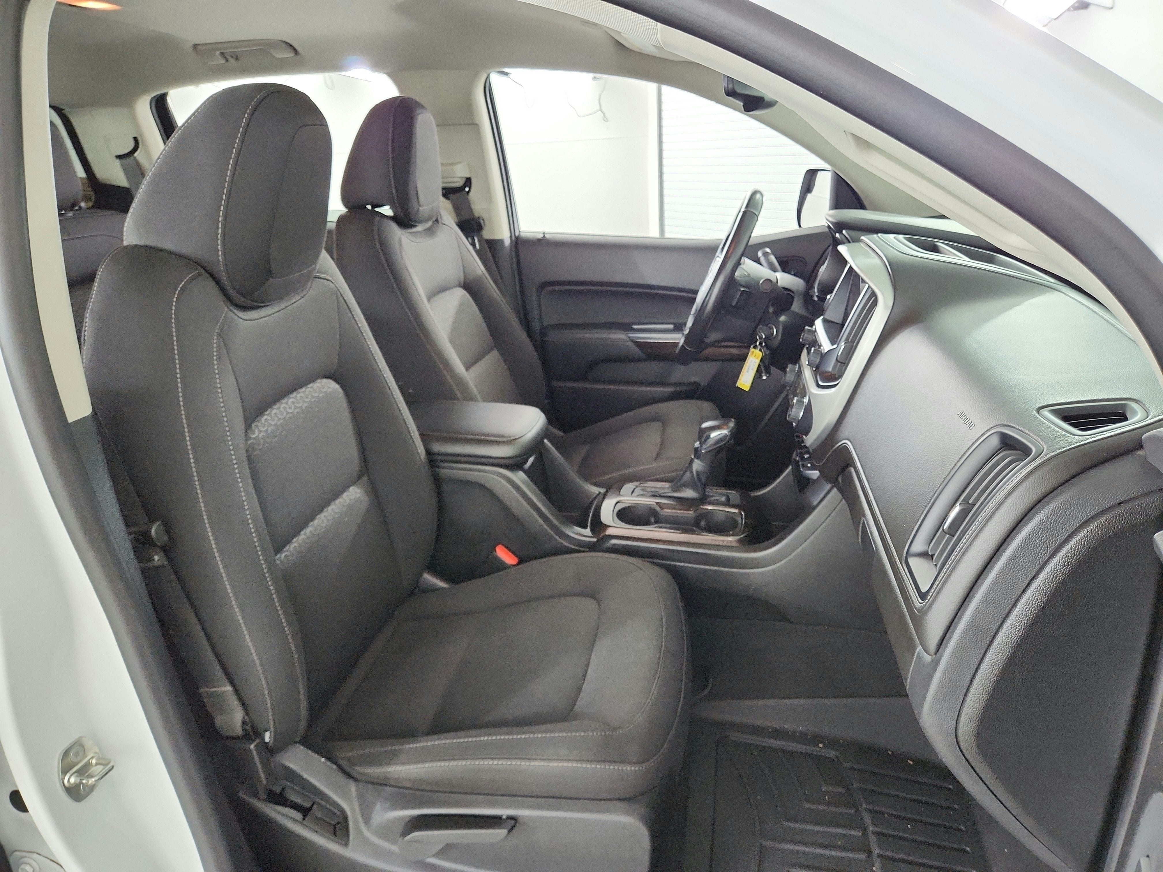 2022 GMC Canyon 4WD Crew Cab Short Box Elevation