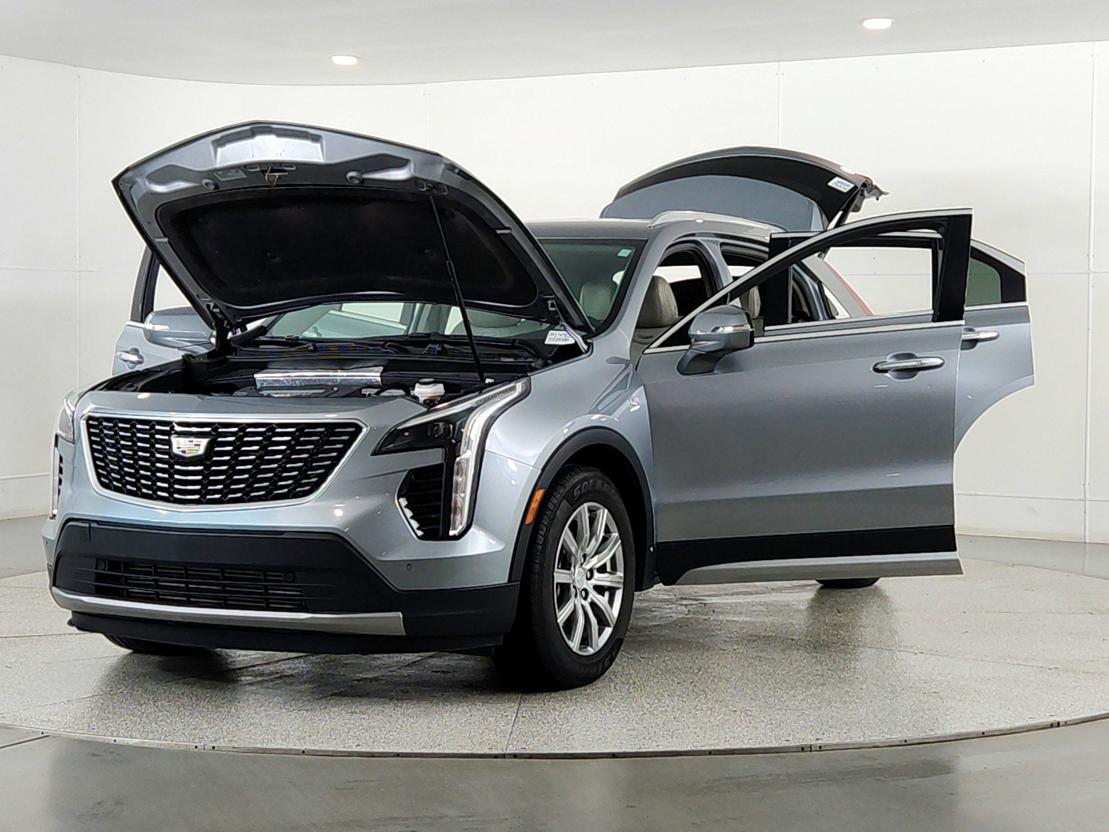 2023 Cadillac XT4 AWD Premium Luxury