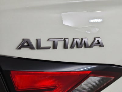 2025 Nissan Altima SR