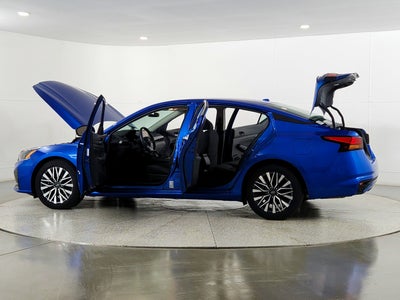 2025 Nissan Altima SV FWD