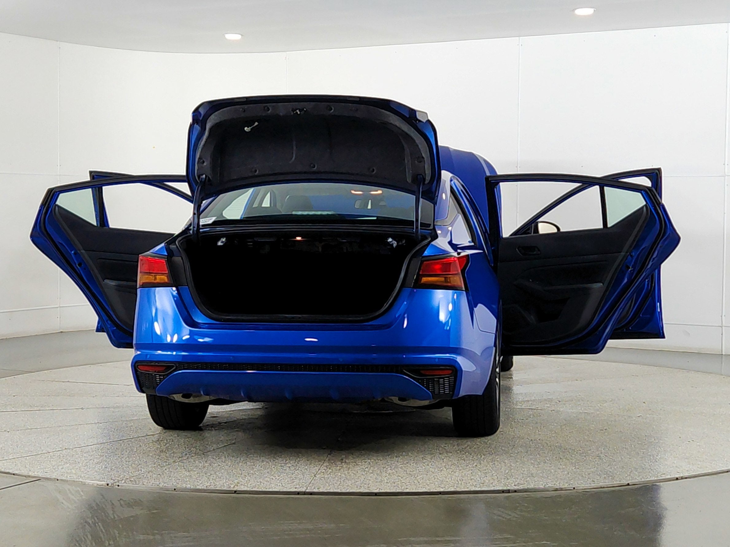 2025 Nissan Altima SV FWD