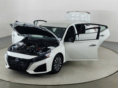 2025 Nissan Altima SV FWD