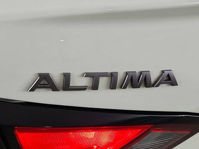 2025 Nissan Altima SV FWD