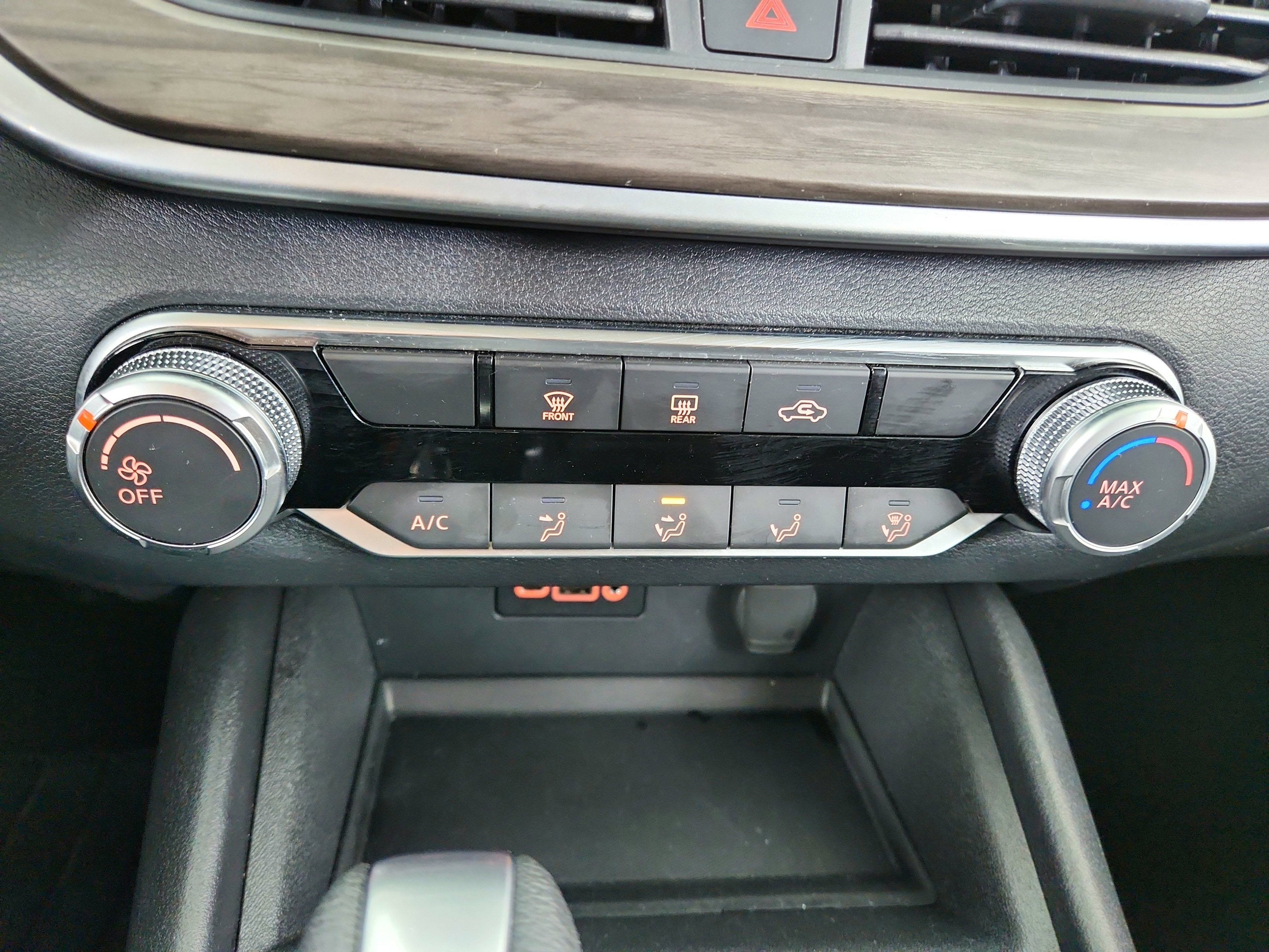 2025 Nissan Altima SV FWD