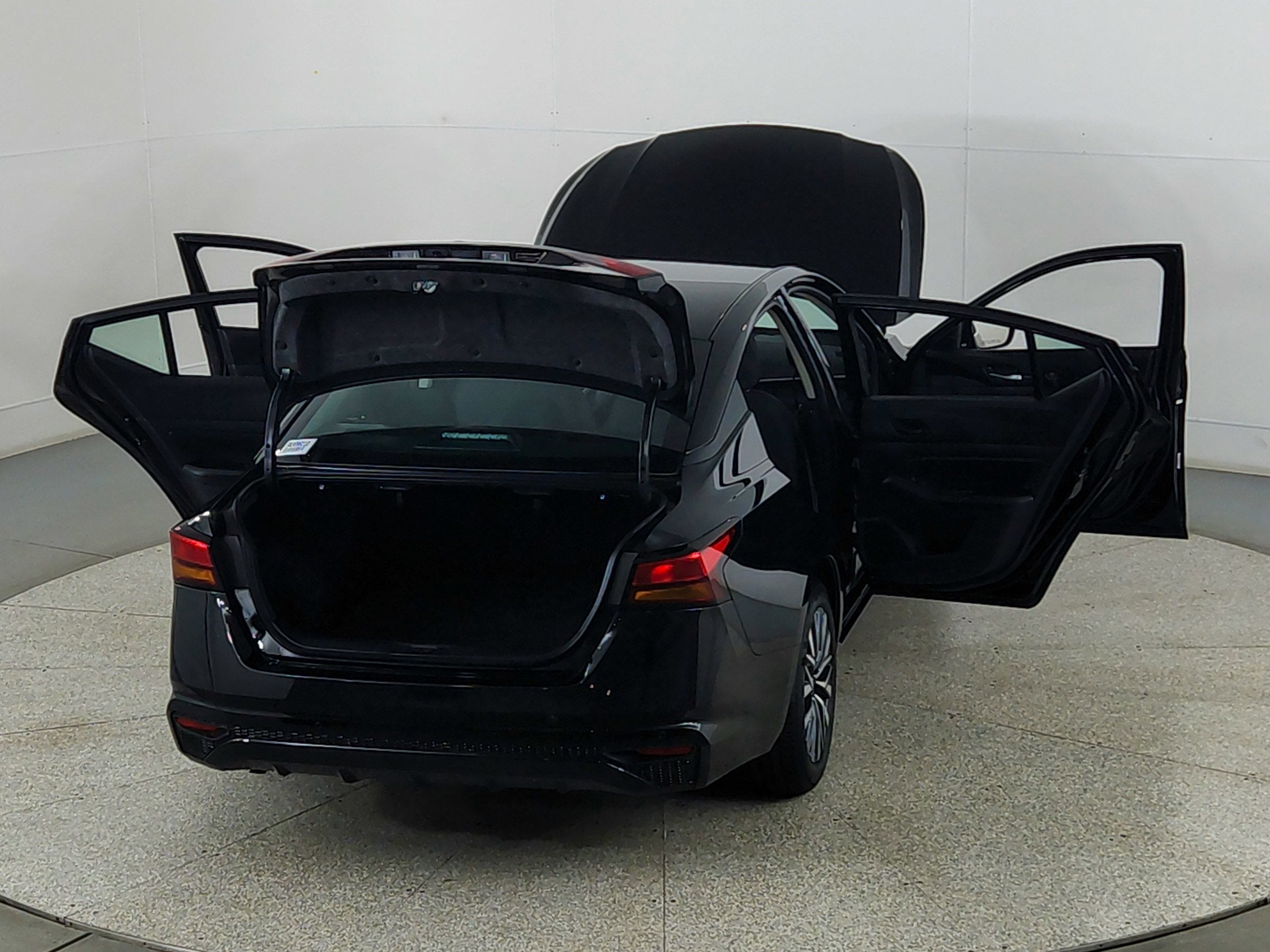 2025 Nissan Altima SV FWD