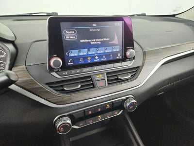 2025 Nissan Altima SV FWD