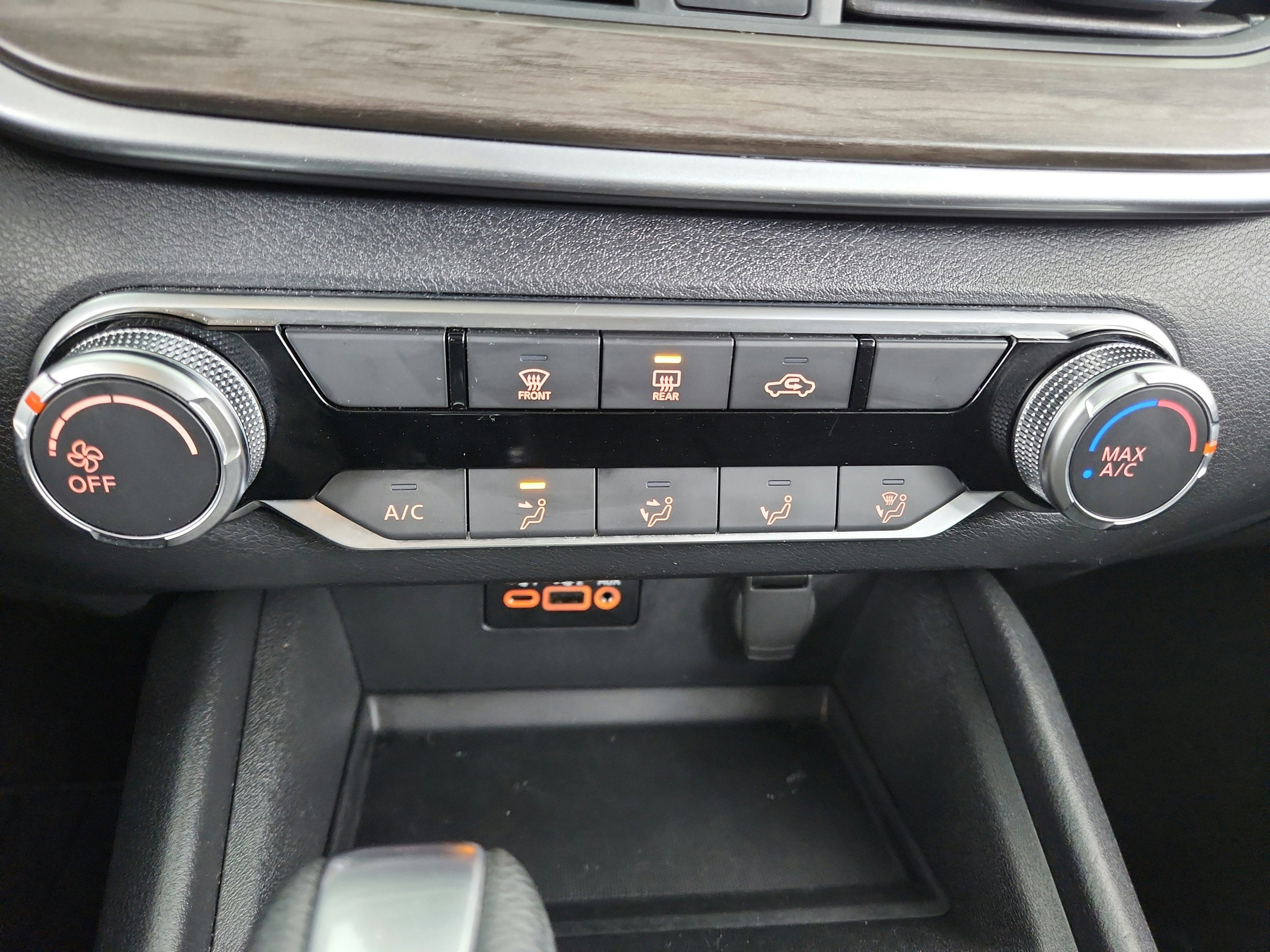 2025 Nissan Altima SV FWD