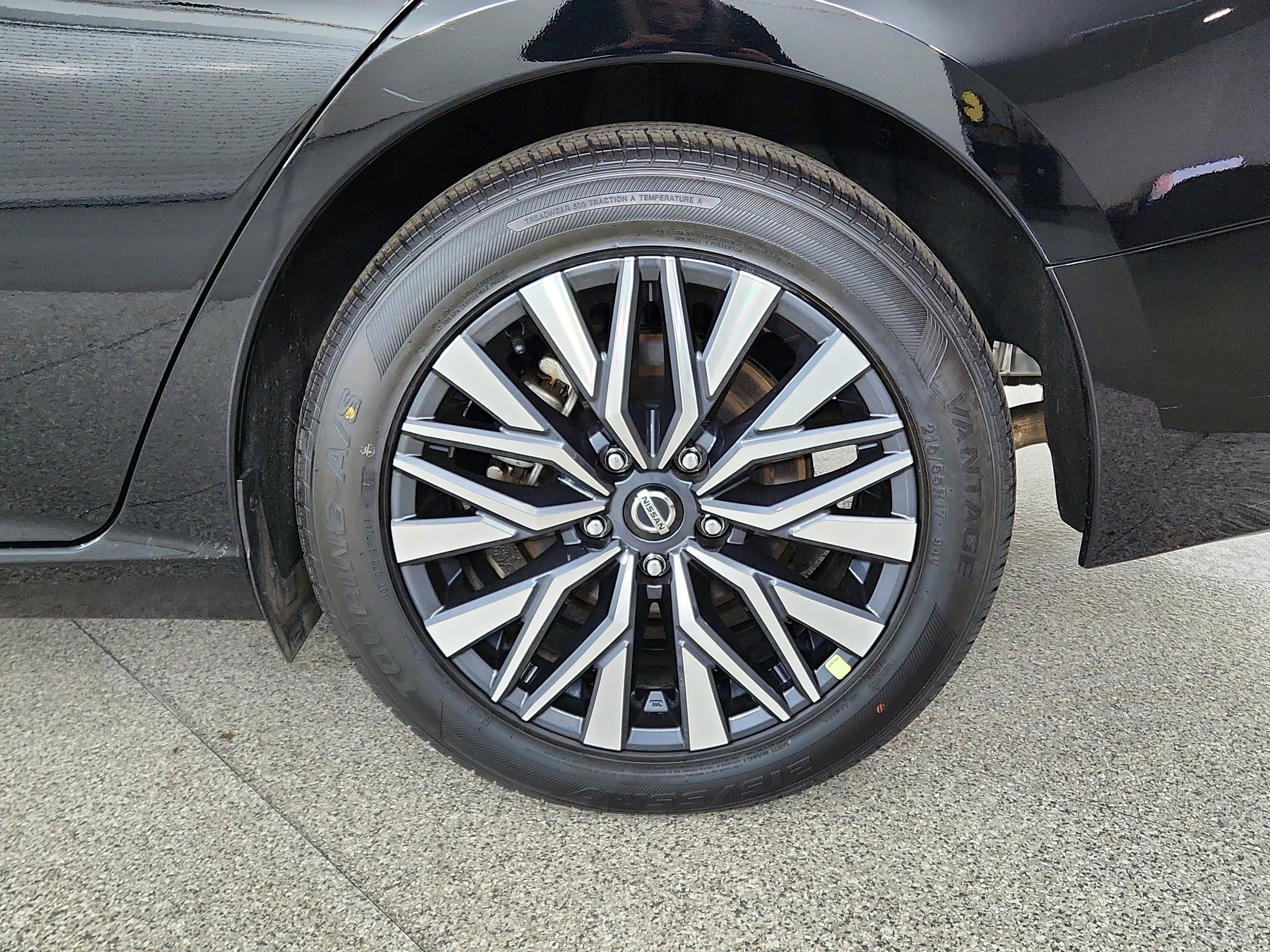 2025 Nissan Altima SV FWD