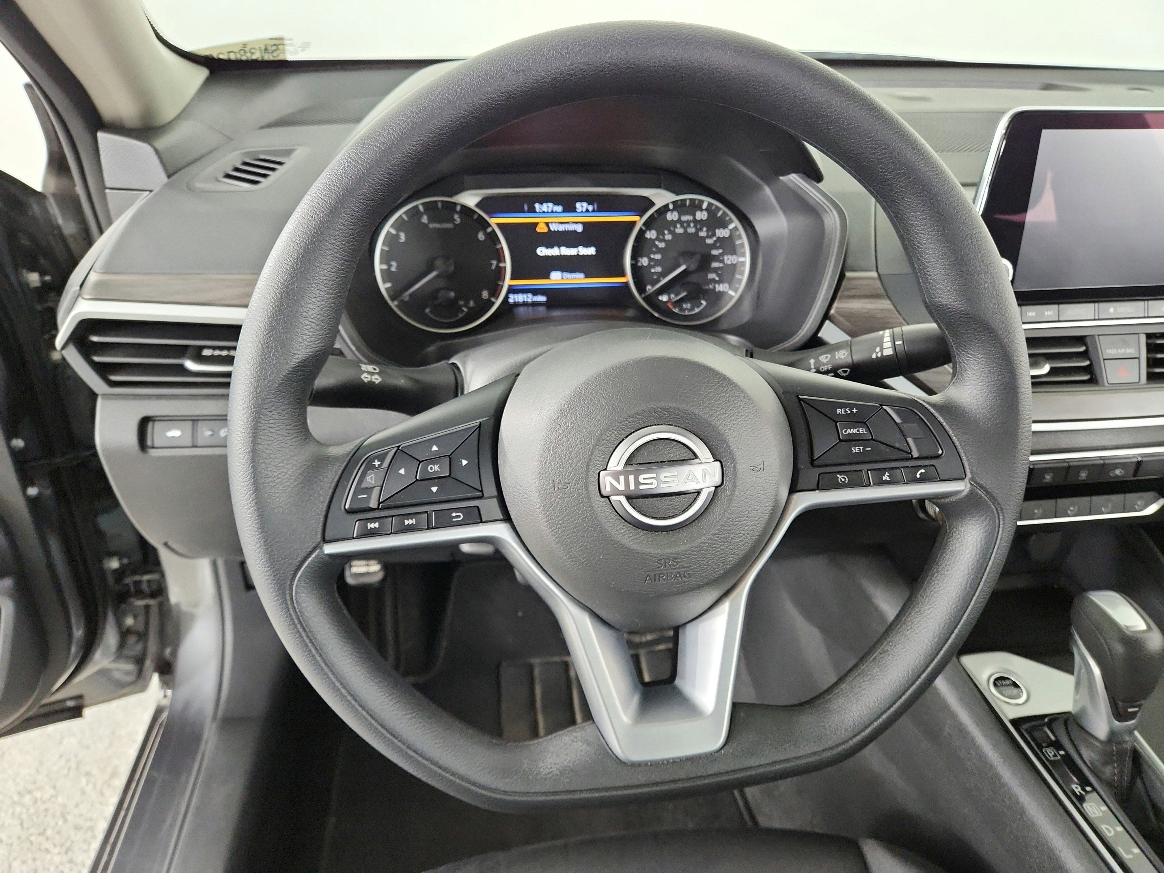 2025 Nissan Altima SV FWD