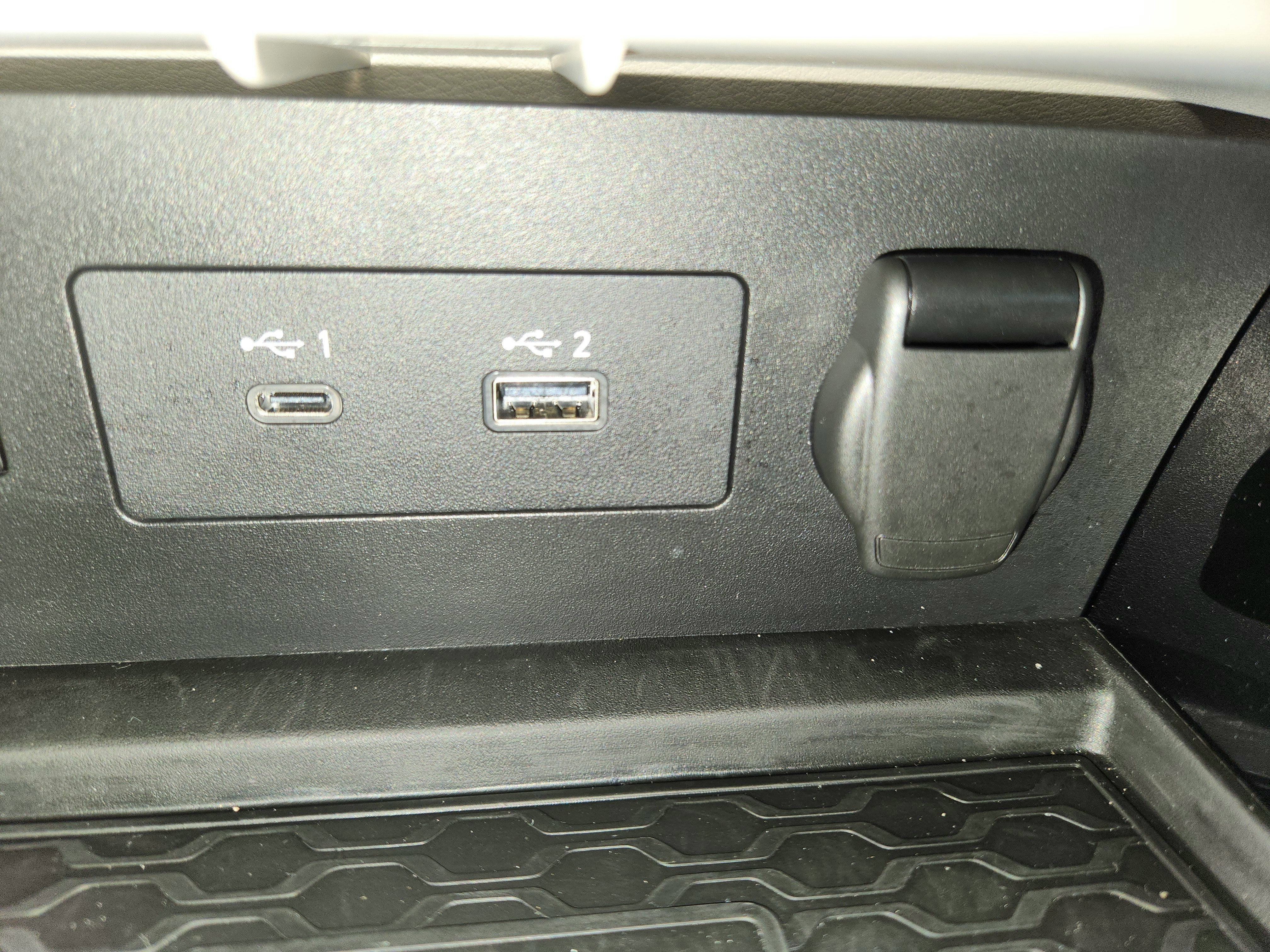 2023 Nissan Altima SL FWD