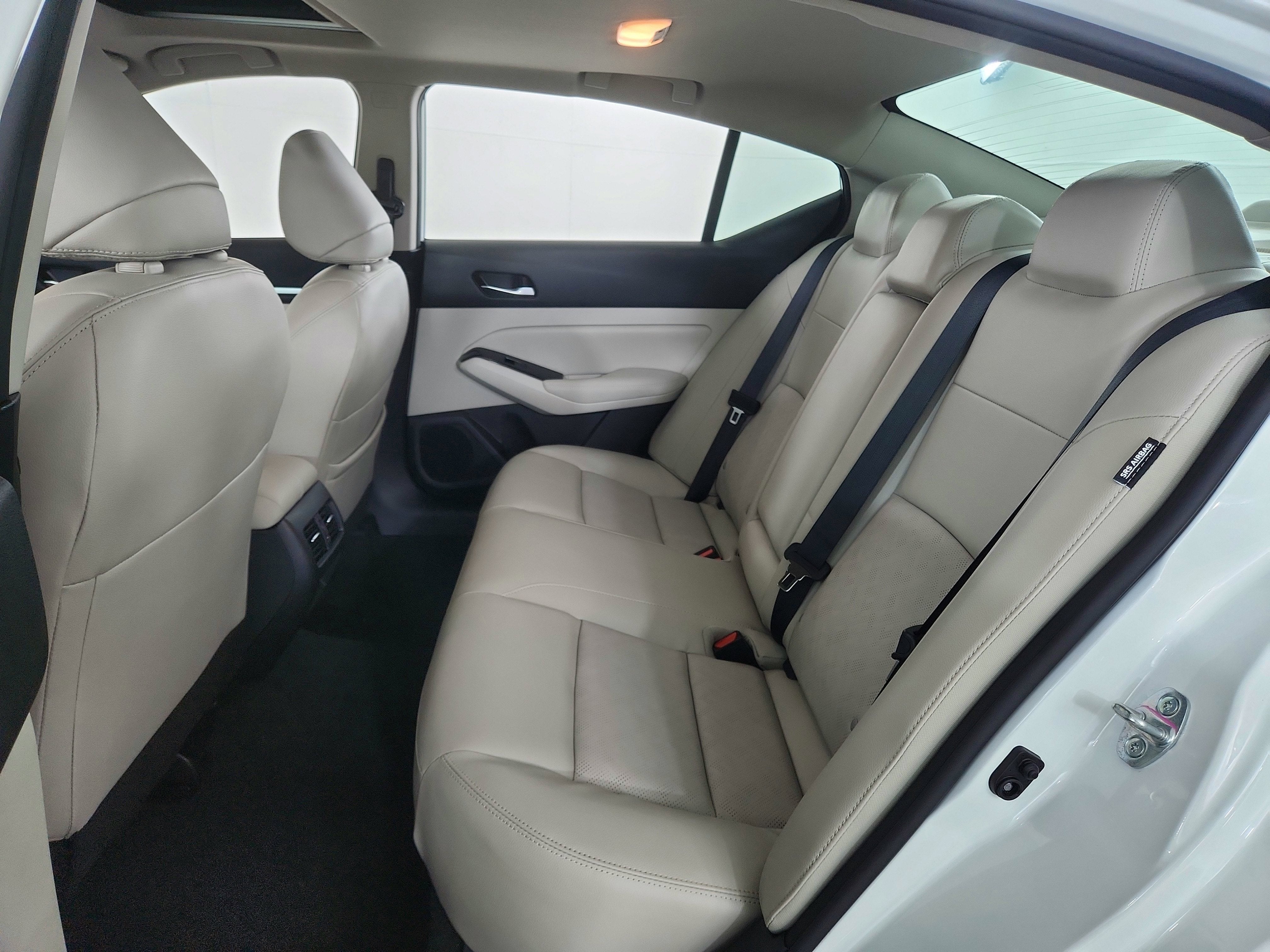 2023 Nissan Altima SL FWD