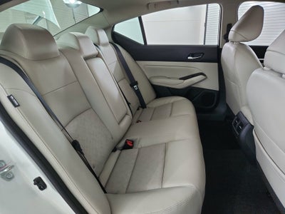 2023 Nissan Altima SL FWD