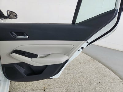 2023 Nissan Altima SL FWD