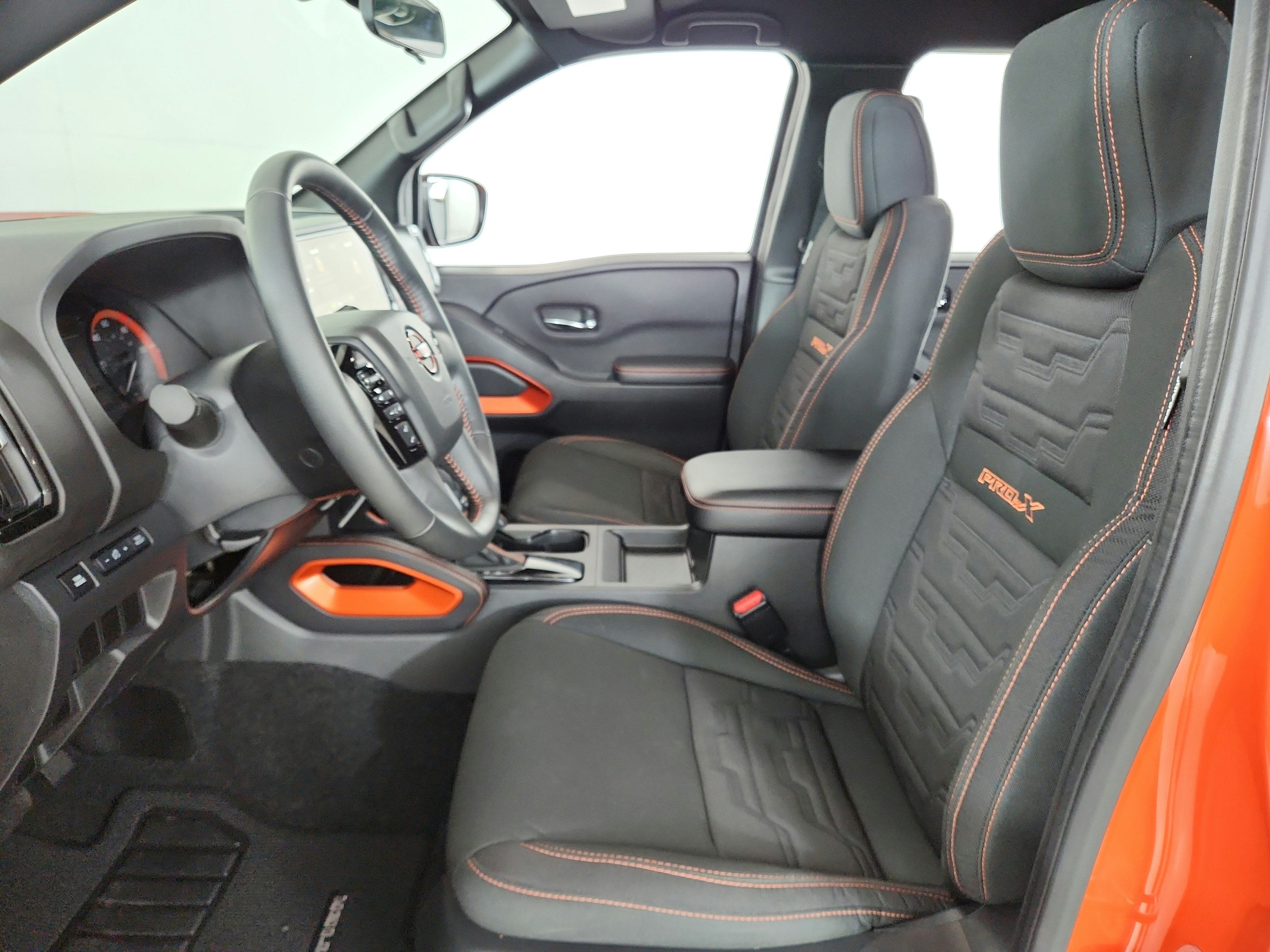 2025 Nissan Frontier Crew Cab PRO-X 4x2