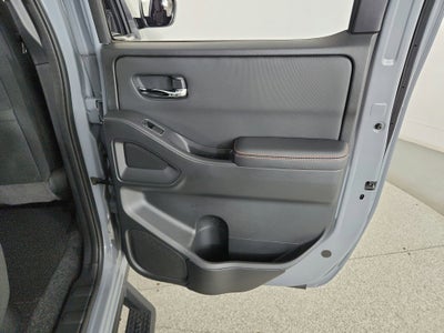 2024 Nissan Frontier Crew Cab PRO-4X 4x4