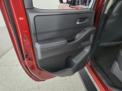 2025 Nissan Frontier Crew Cab SL 4x4