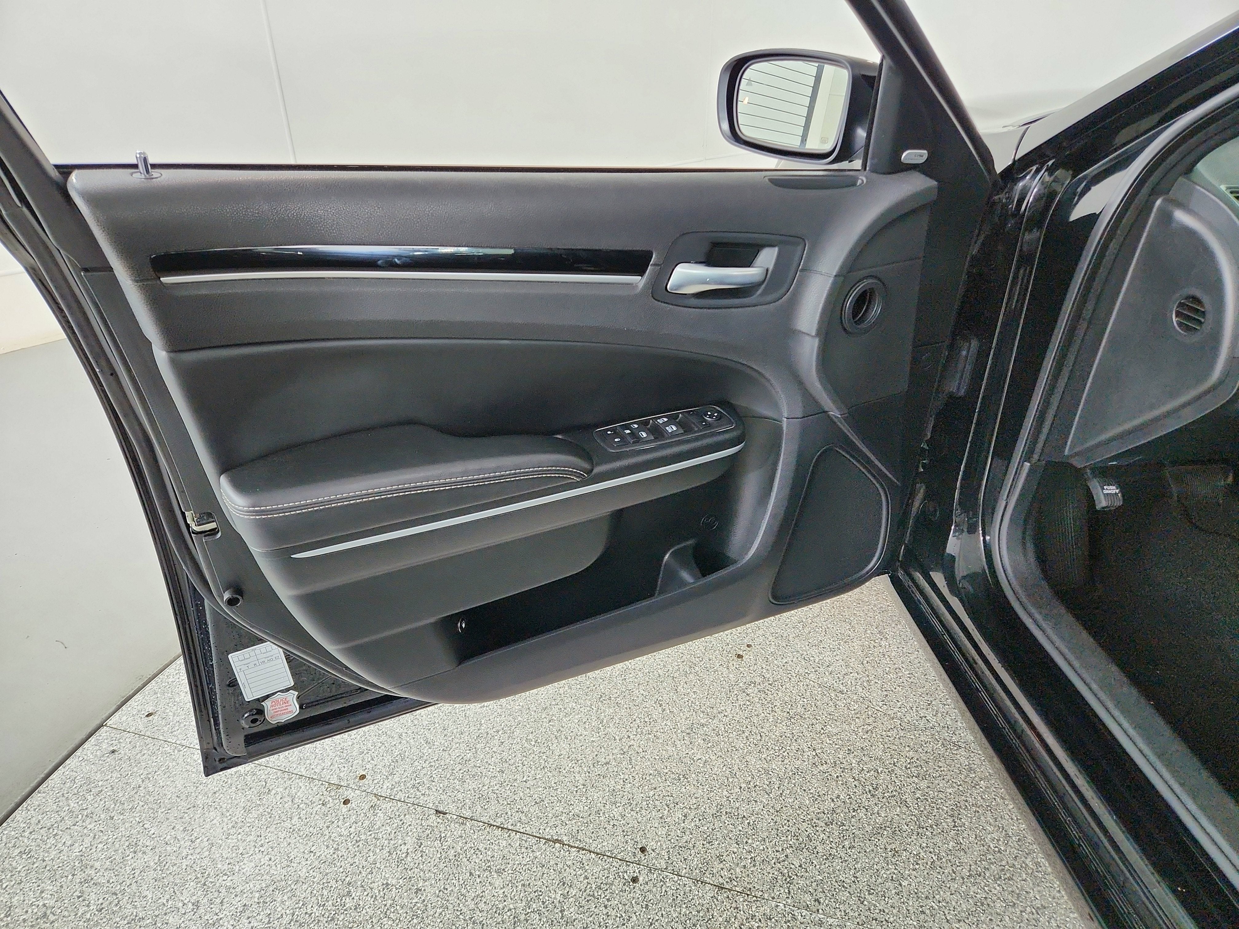 2023 Chrysler 300 300S