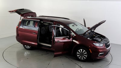 2021 Chrysler Pacifica Touring L
