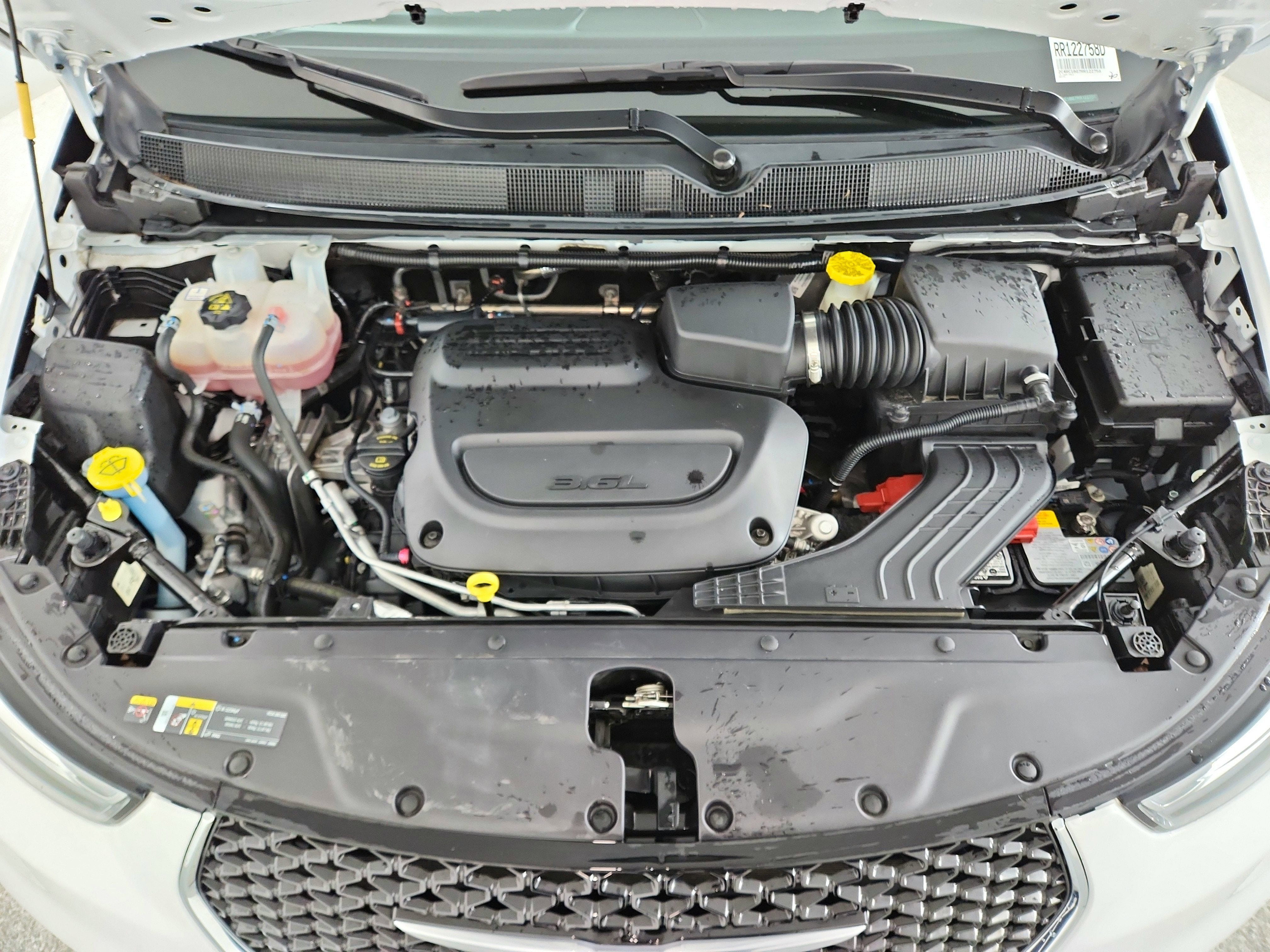 2024 Chrysler Pacifica Touring L