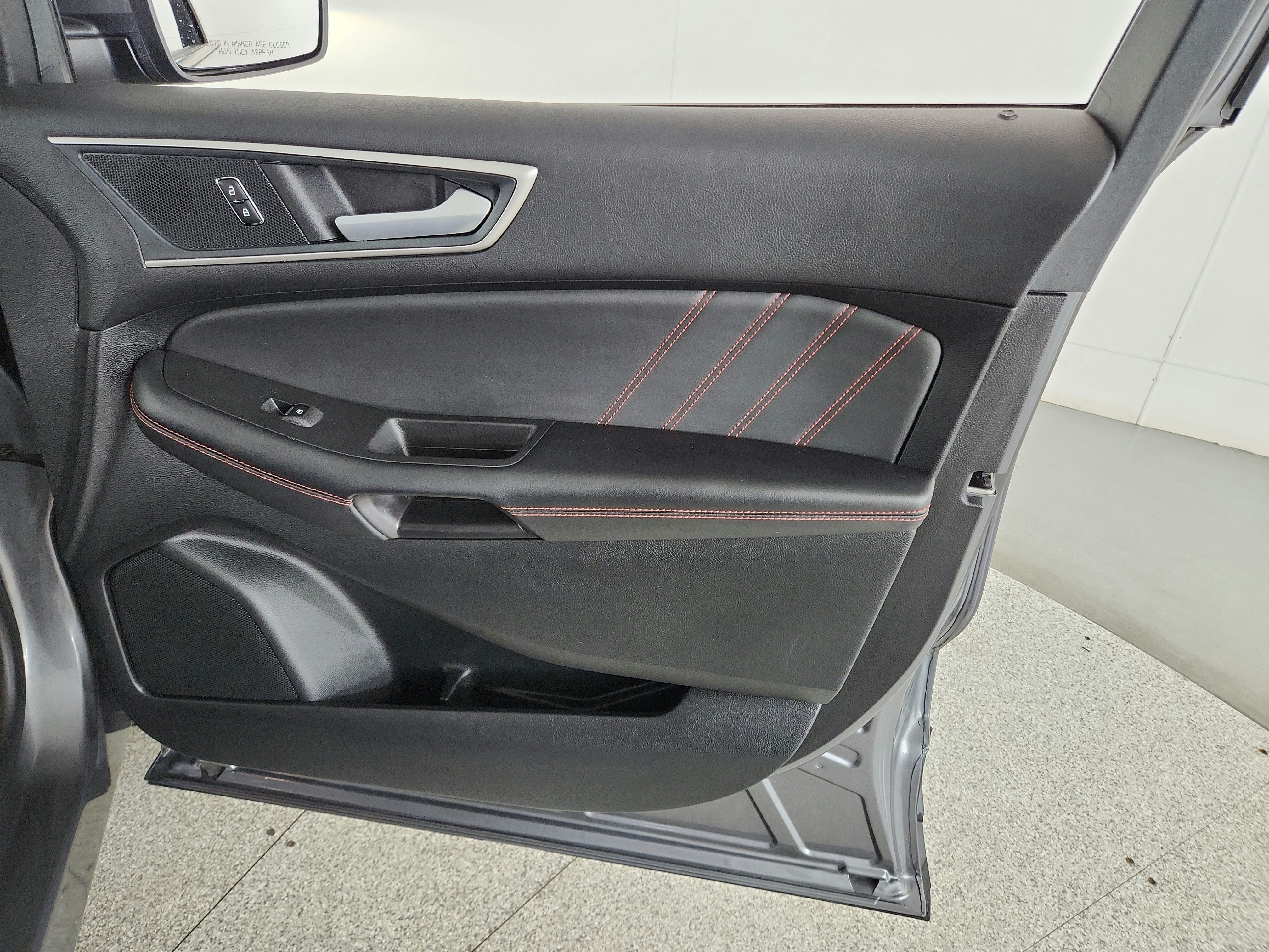 2024 Ford Edge ST-Line