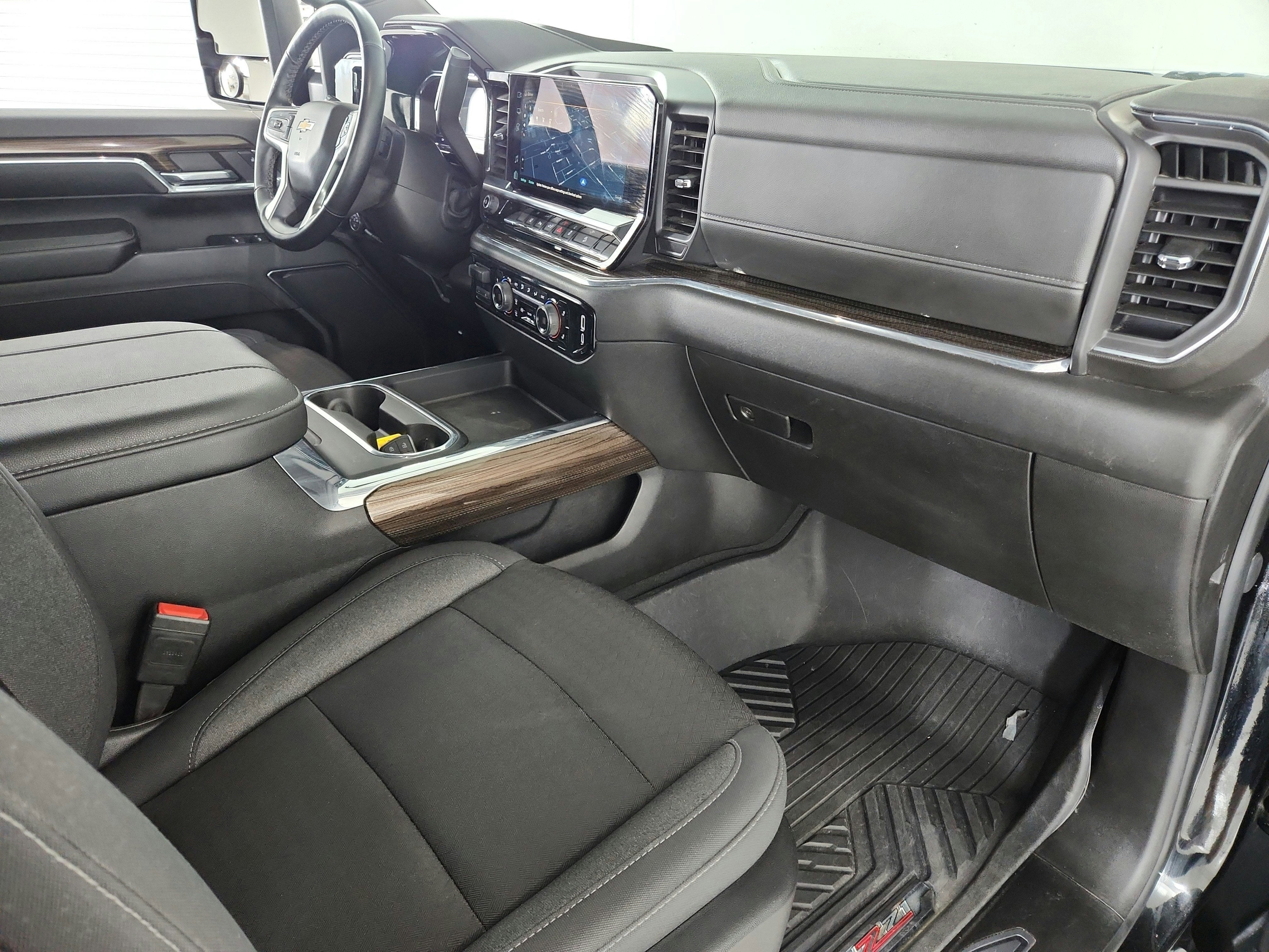 2024 Chevrolet Silverado 2500HD 4WD Crew Cab Standard Bed LT
