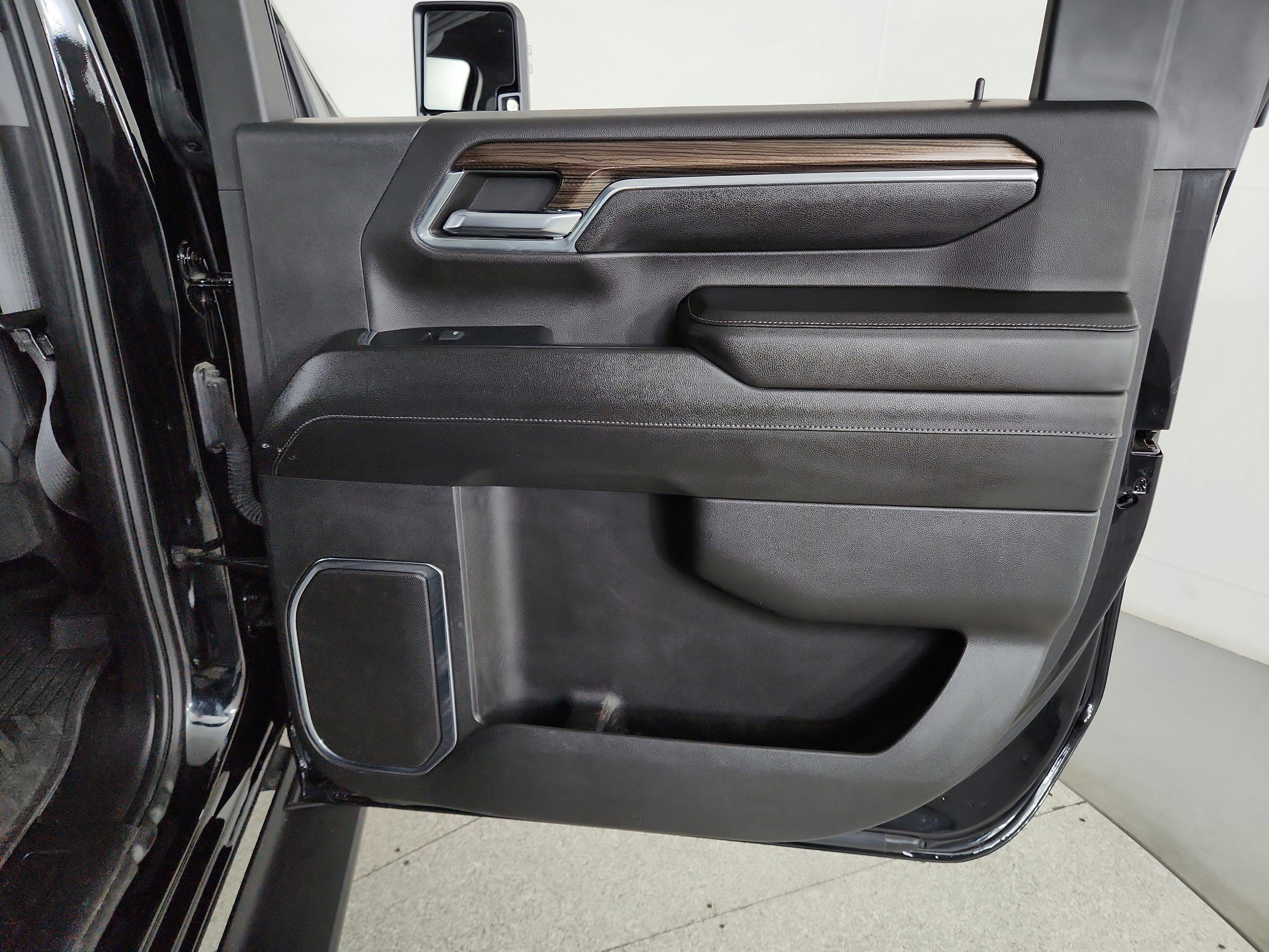 2024 Chevrolet Silverado 2500HD 4WD Crew Cab Standard Bed LT
