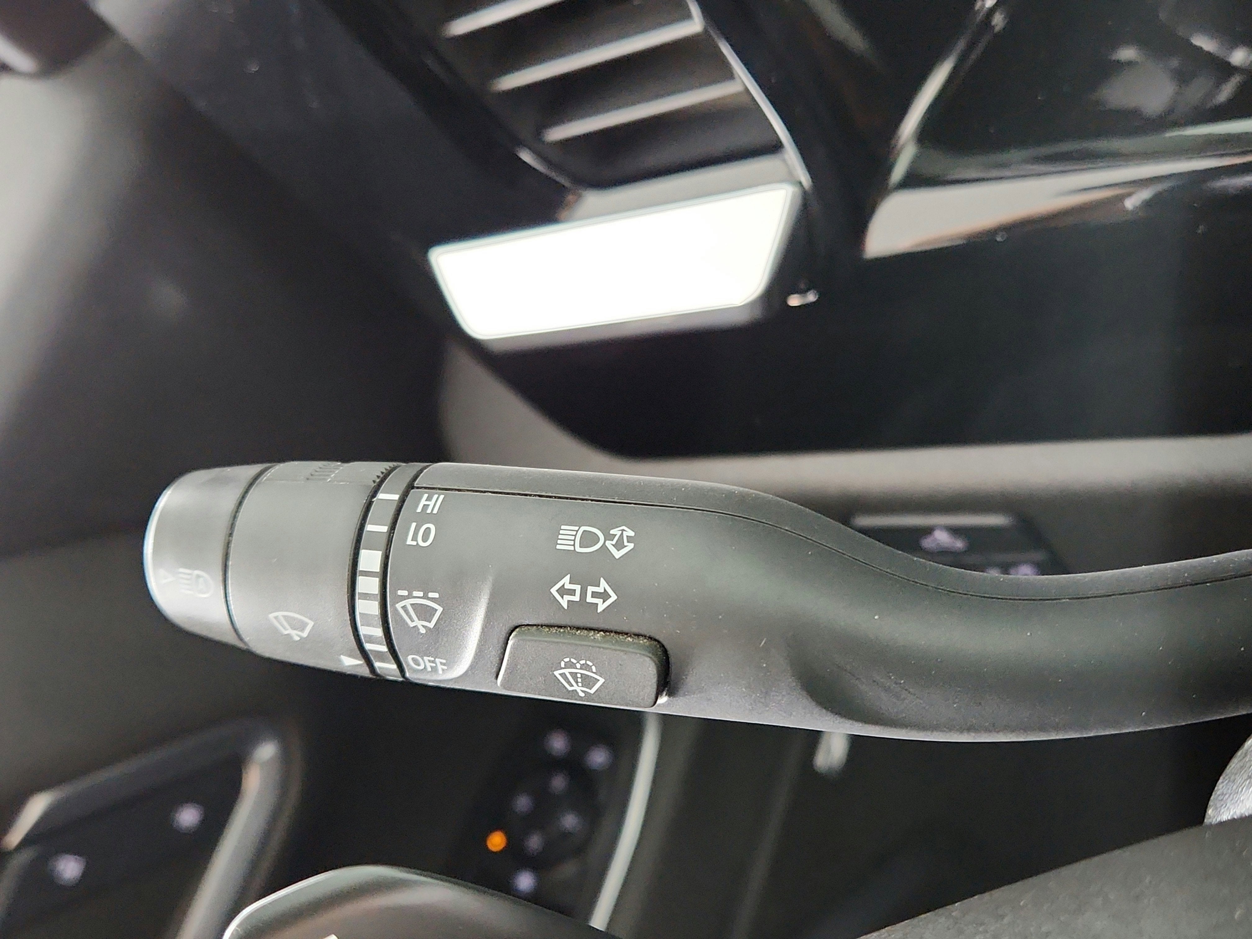 2024 Chevrolet Silverado 1500 4WD Crew Cab Short Bed RST