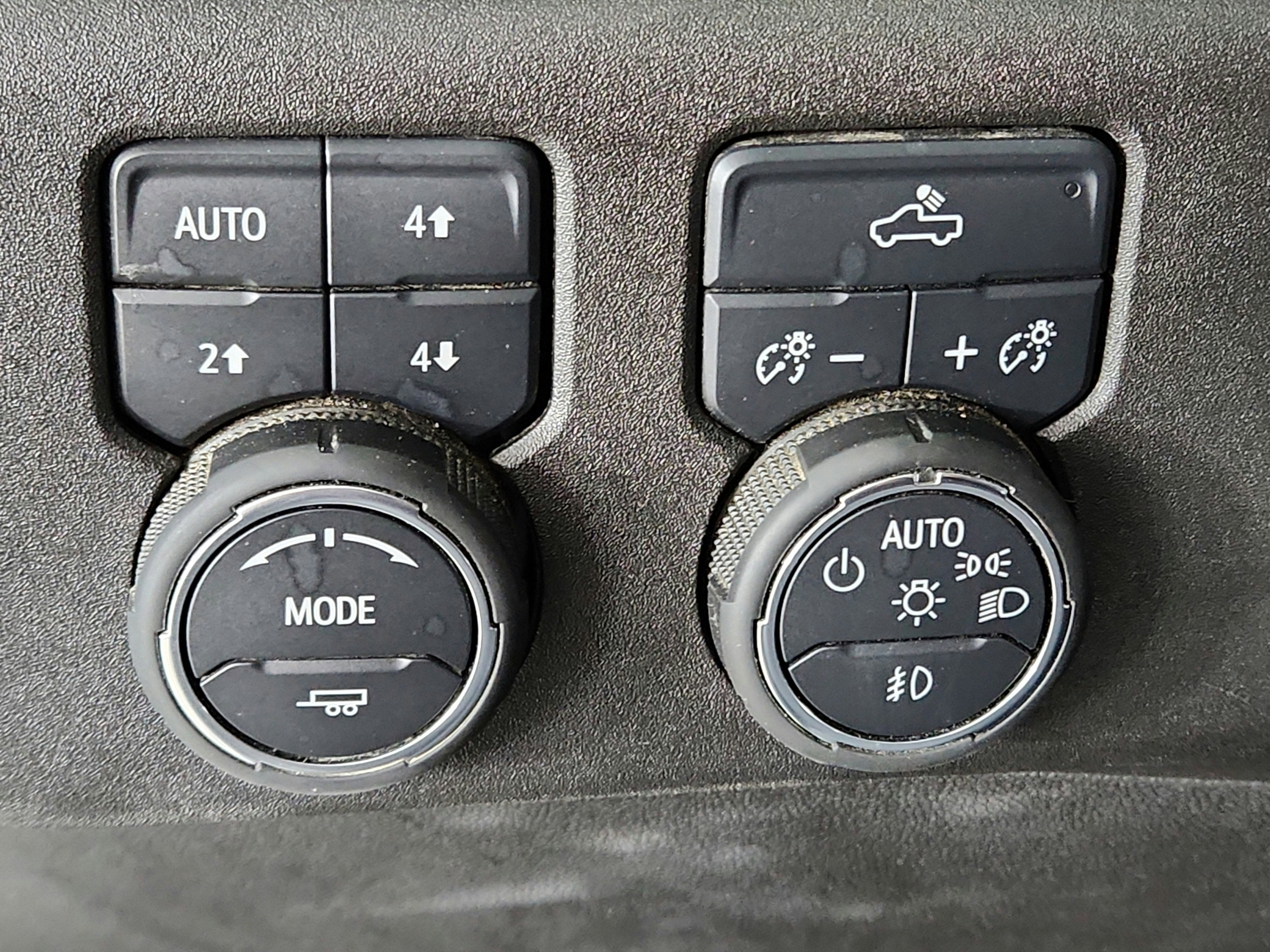 2024 Chevrolet Silverado 1500 4WD Crew Cab Short Bed RST