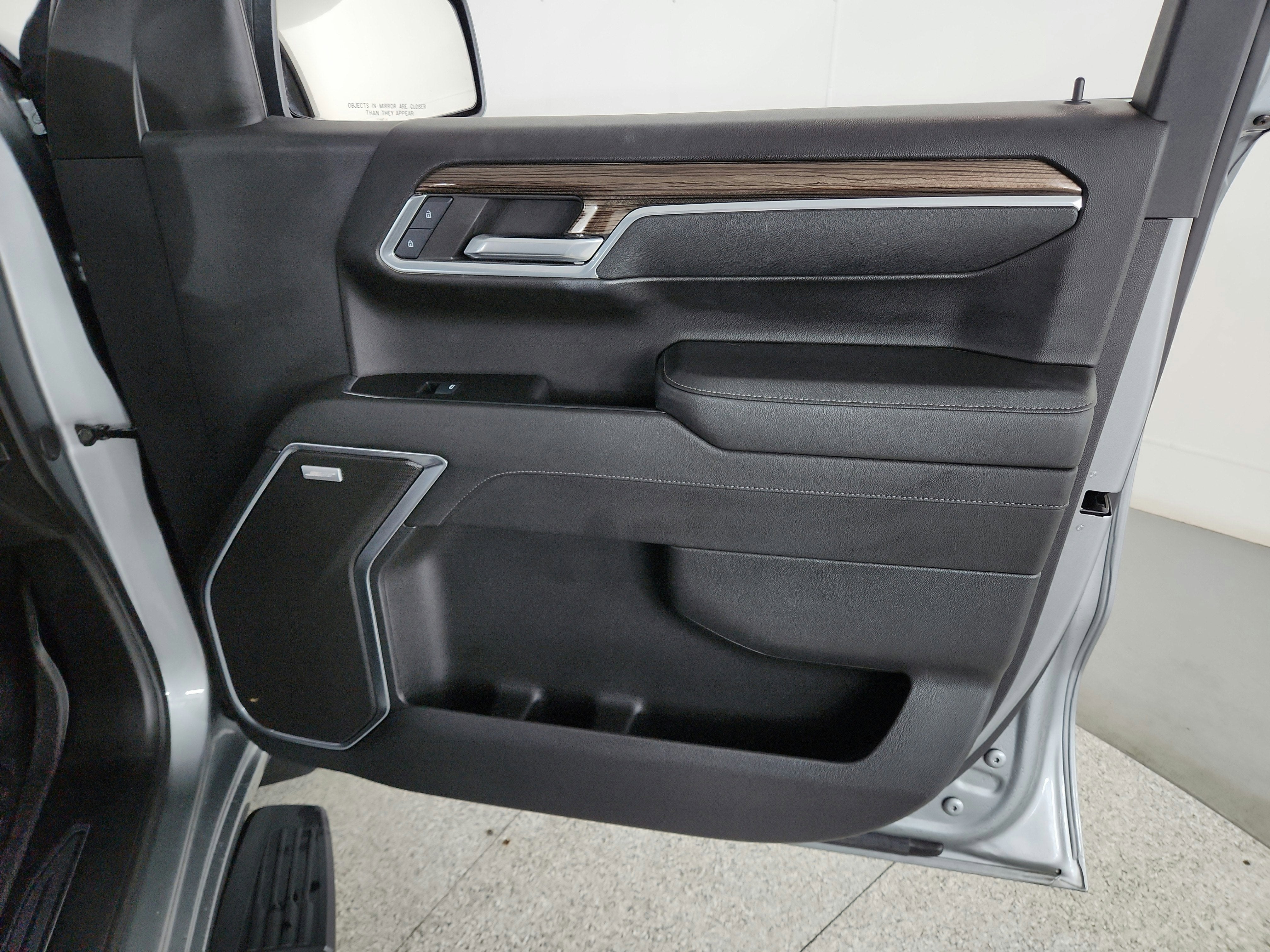 2024 Chevrolet Silverado 1500 4WD Crew Cab Short Bed RST