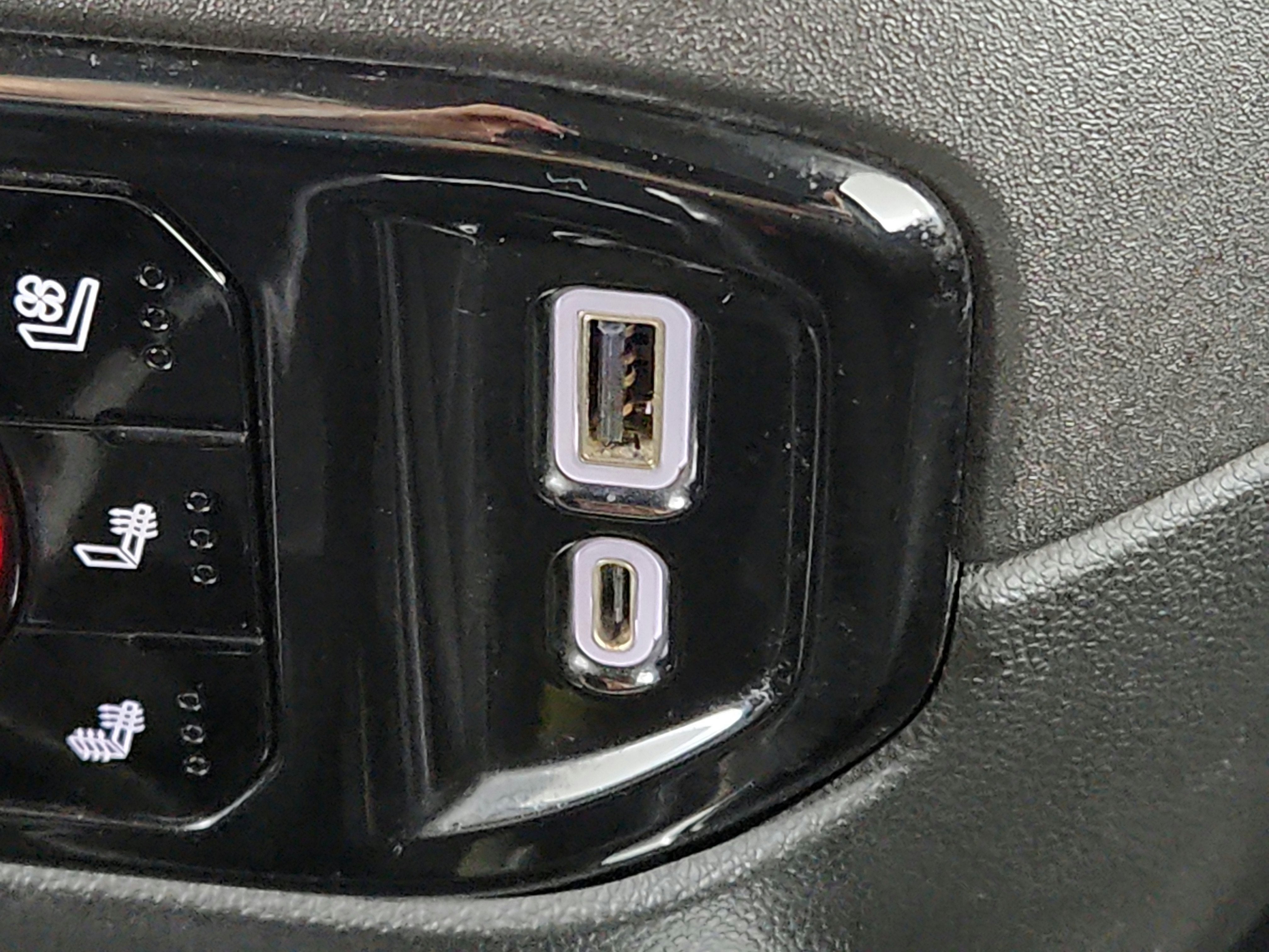 2023 Chevrolet Silverado 1500 4WD Crew Cab Short Bed LTZ
