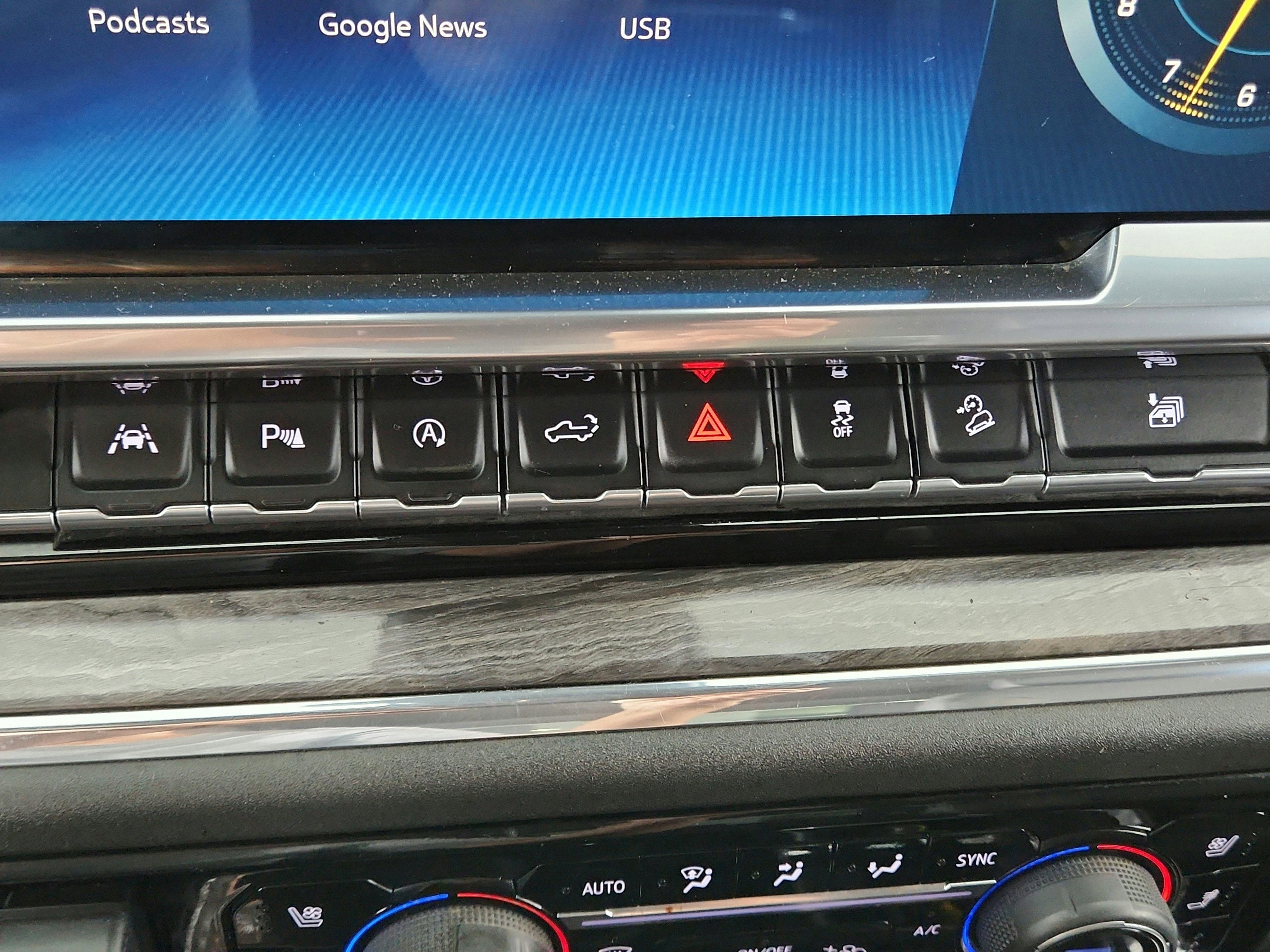 2023 Chevrolet Silverado 1500 4WD Crew Cab Short Bed LTZ