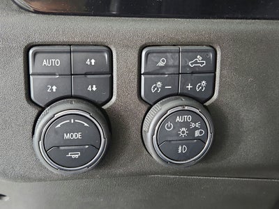 2023 Chevrolet Silverado 1500 4WD Crew Cab Short Bed LTZ